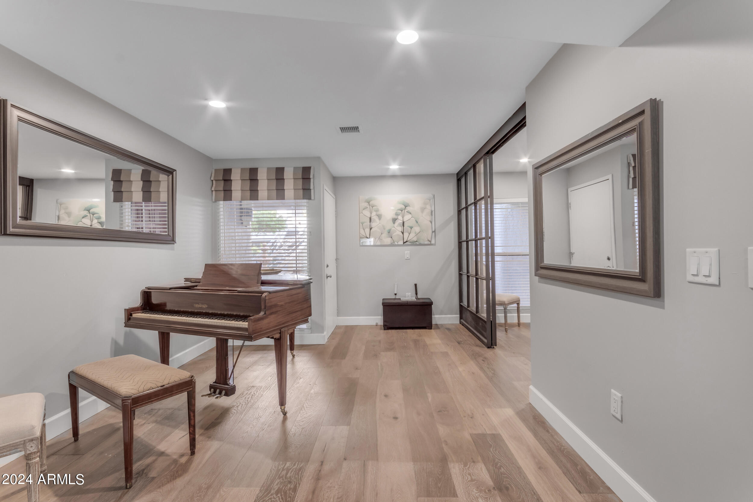 5207 N 24TH Street, 103