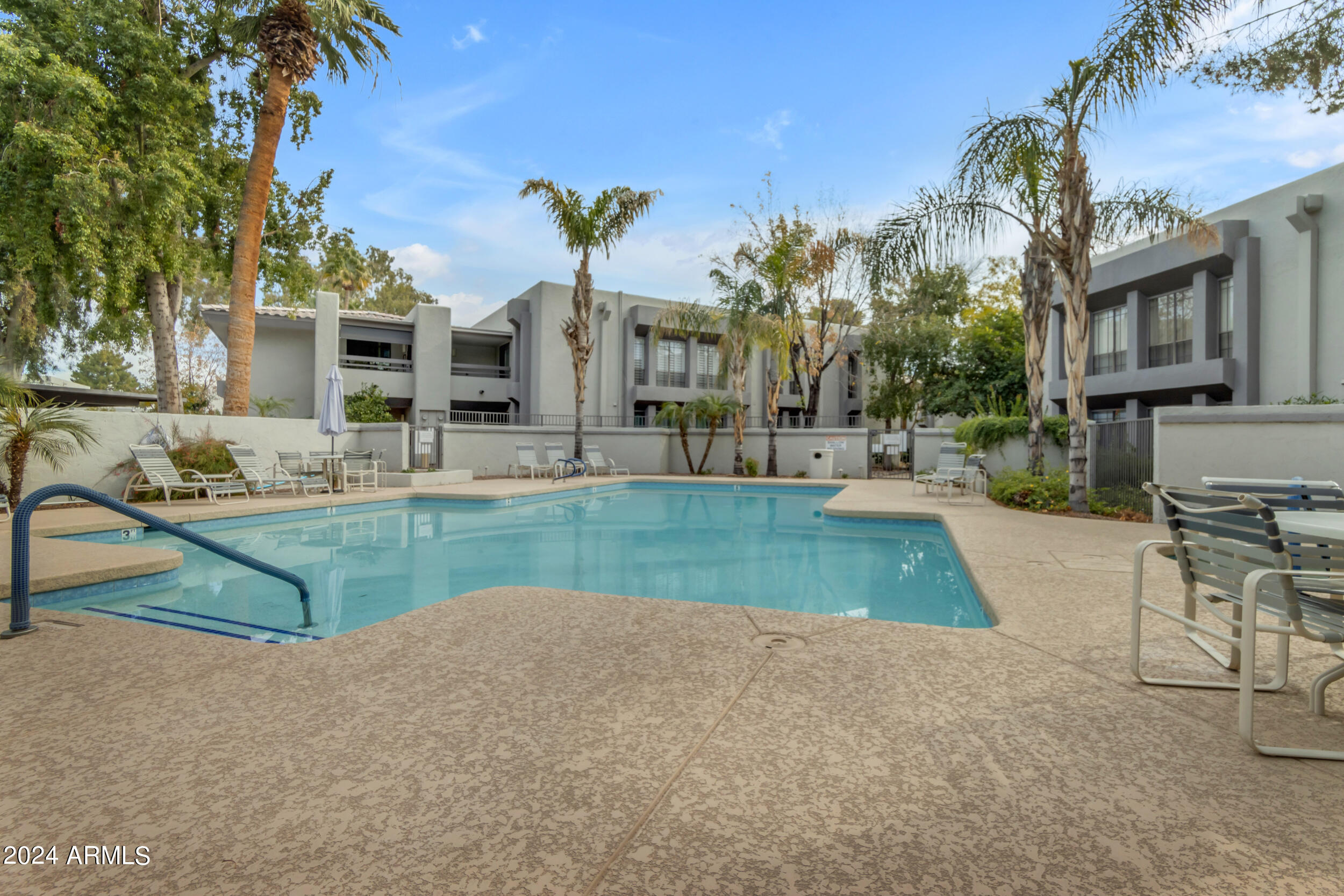 5207 N 24TH Street, 103