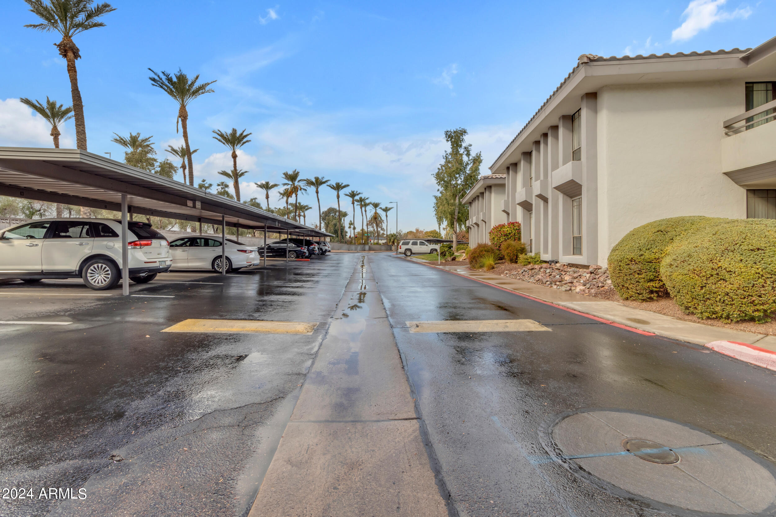 5207 N 24TH Street, 103