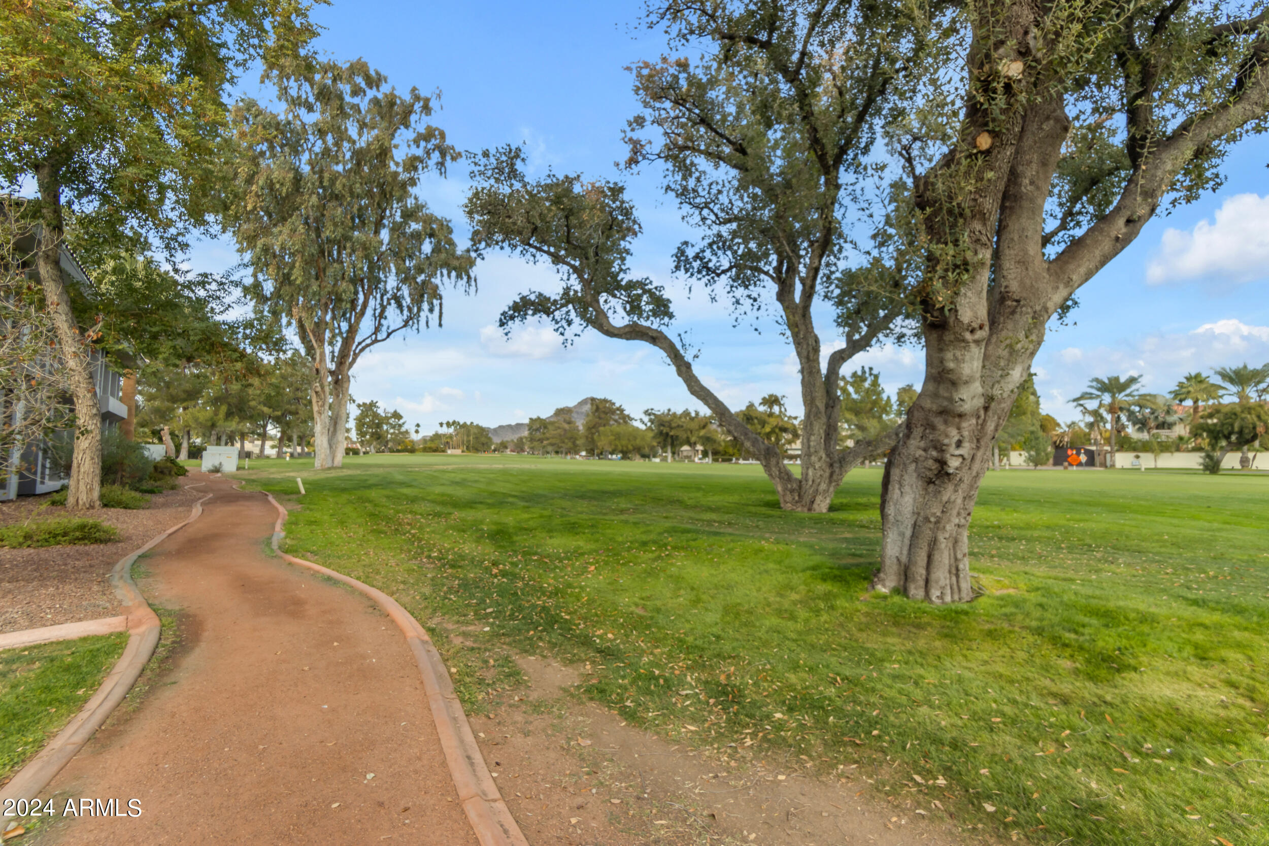 5207 N 24TH Street, 103