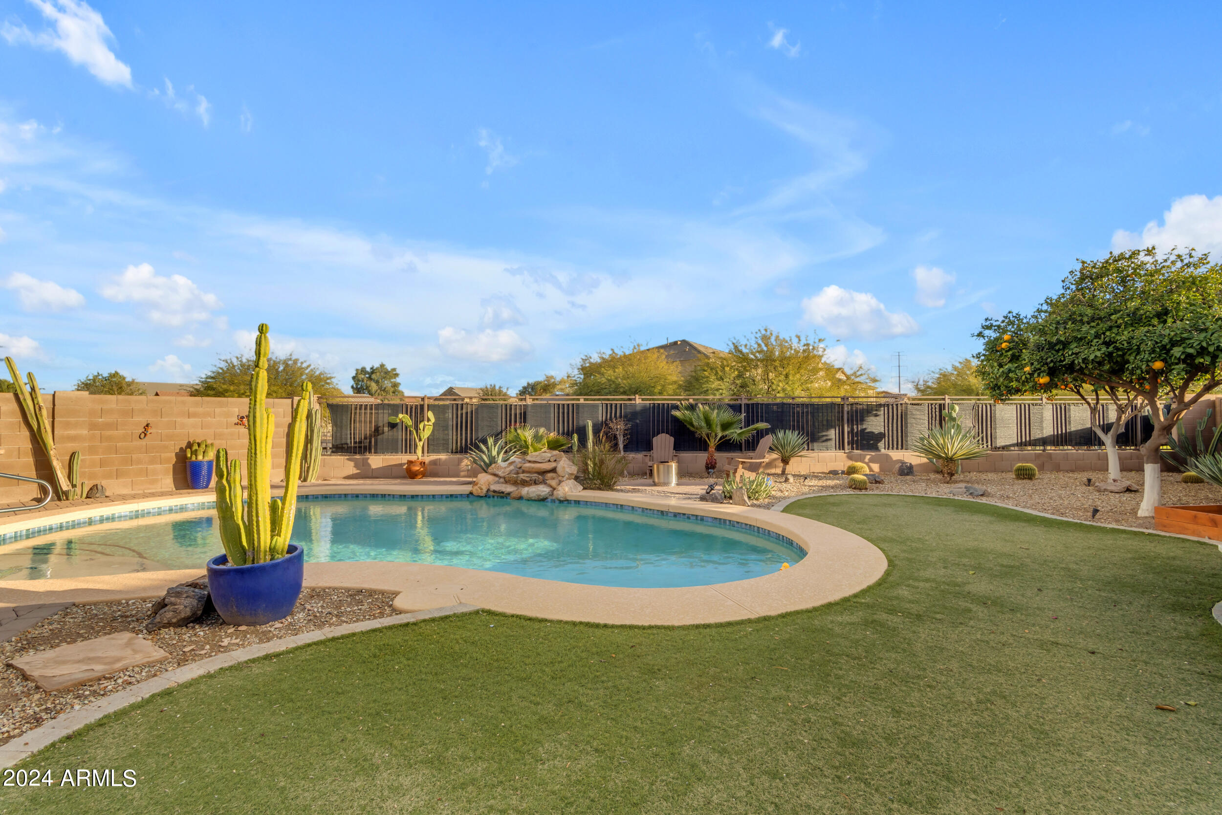 41389 W HAYDEN Drive