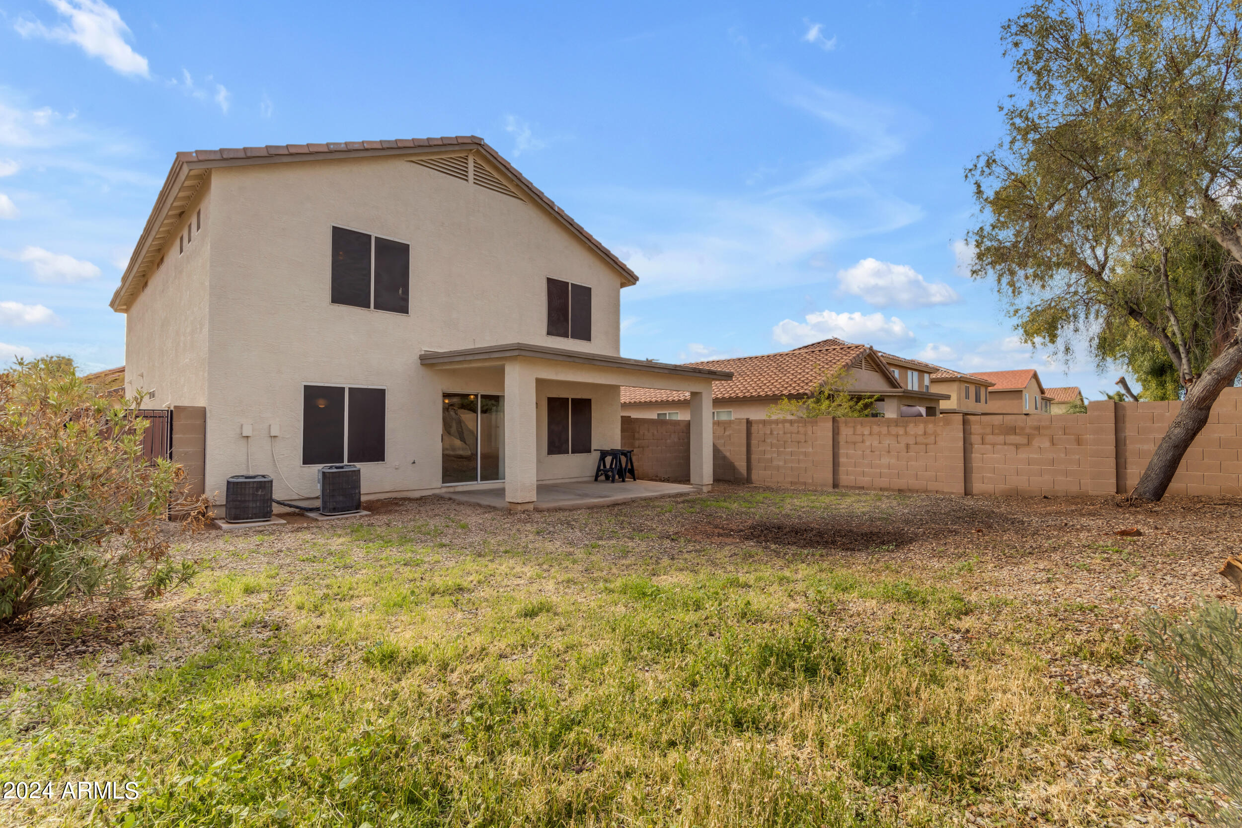 1656 W HARDING Avenue