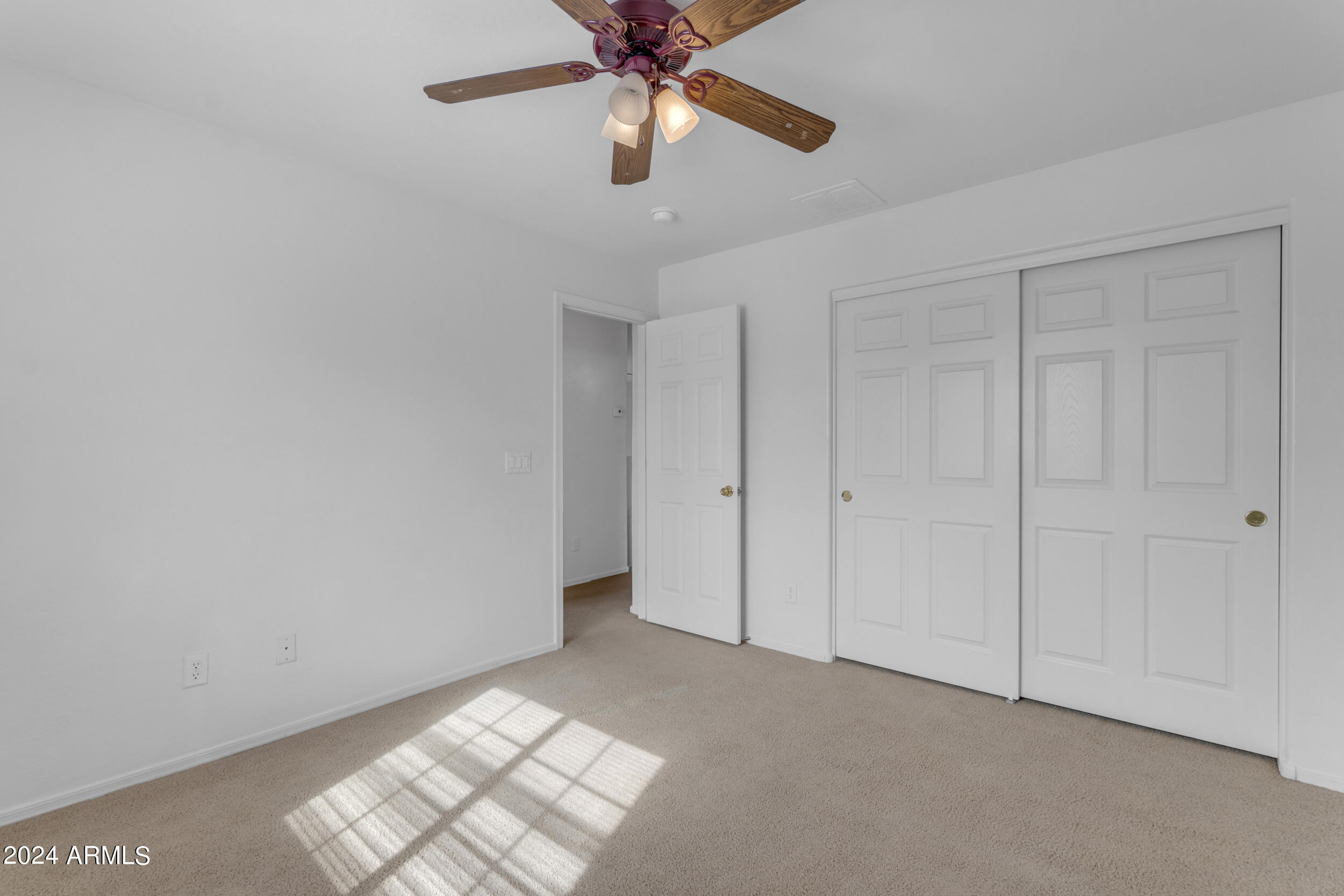 1656 W HARDING Avenue