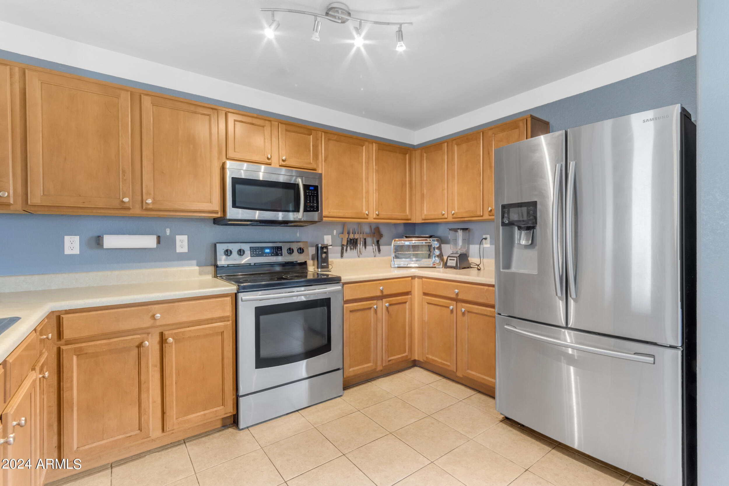 30591 N DESERT STAR Drive