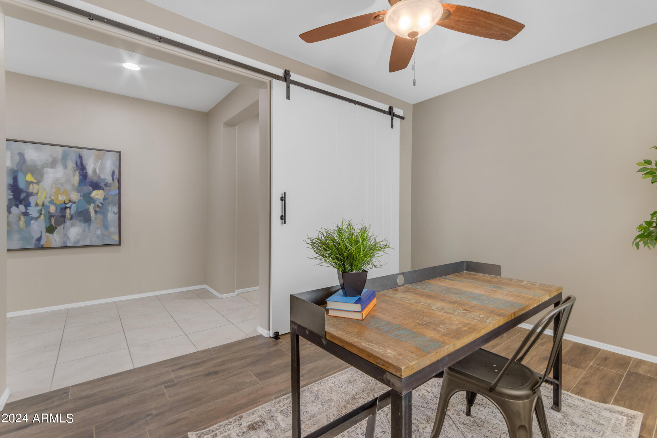 7910 S PEPPERTREE Drive