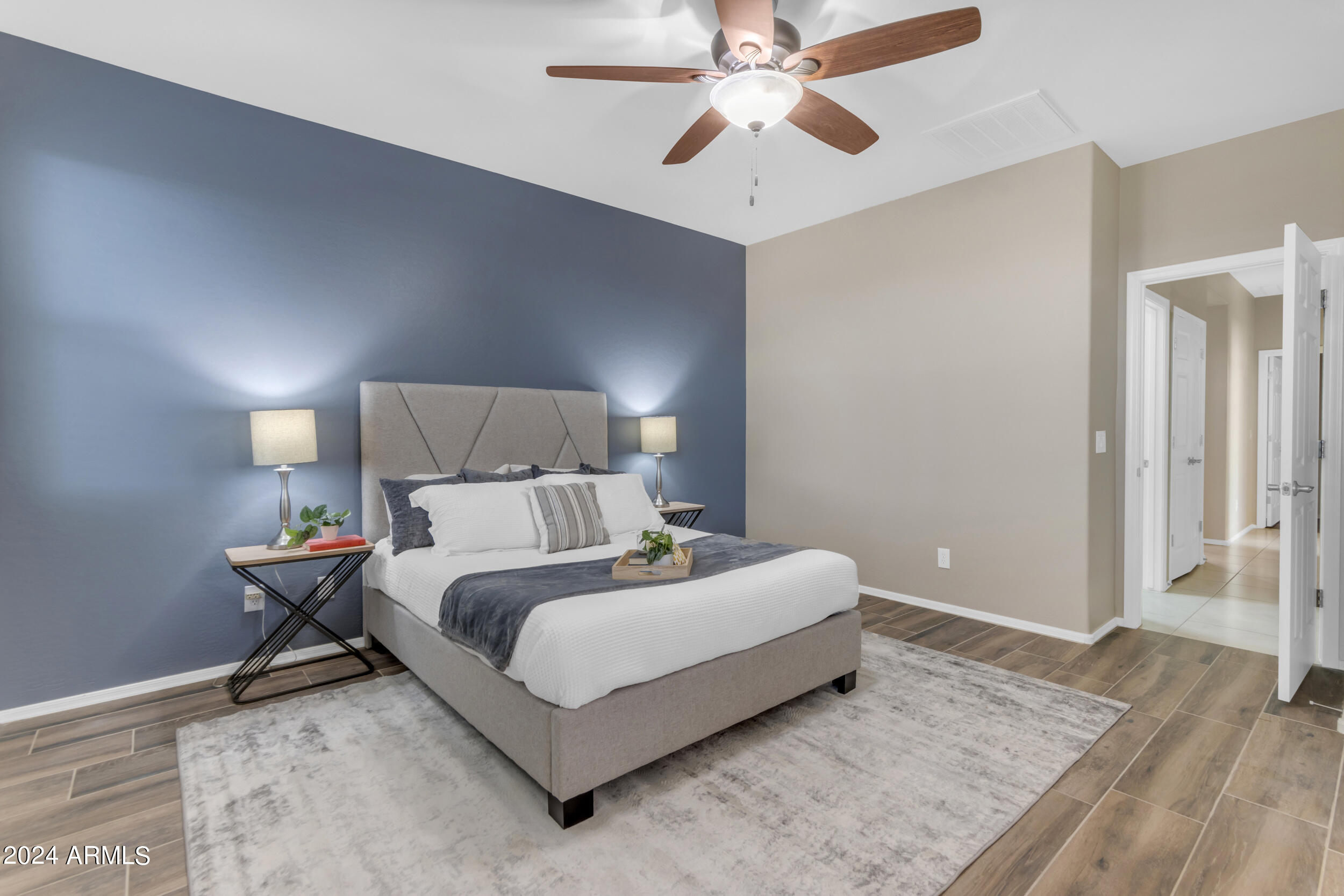 7910 S PEPPERTREE Drive