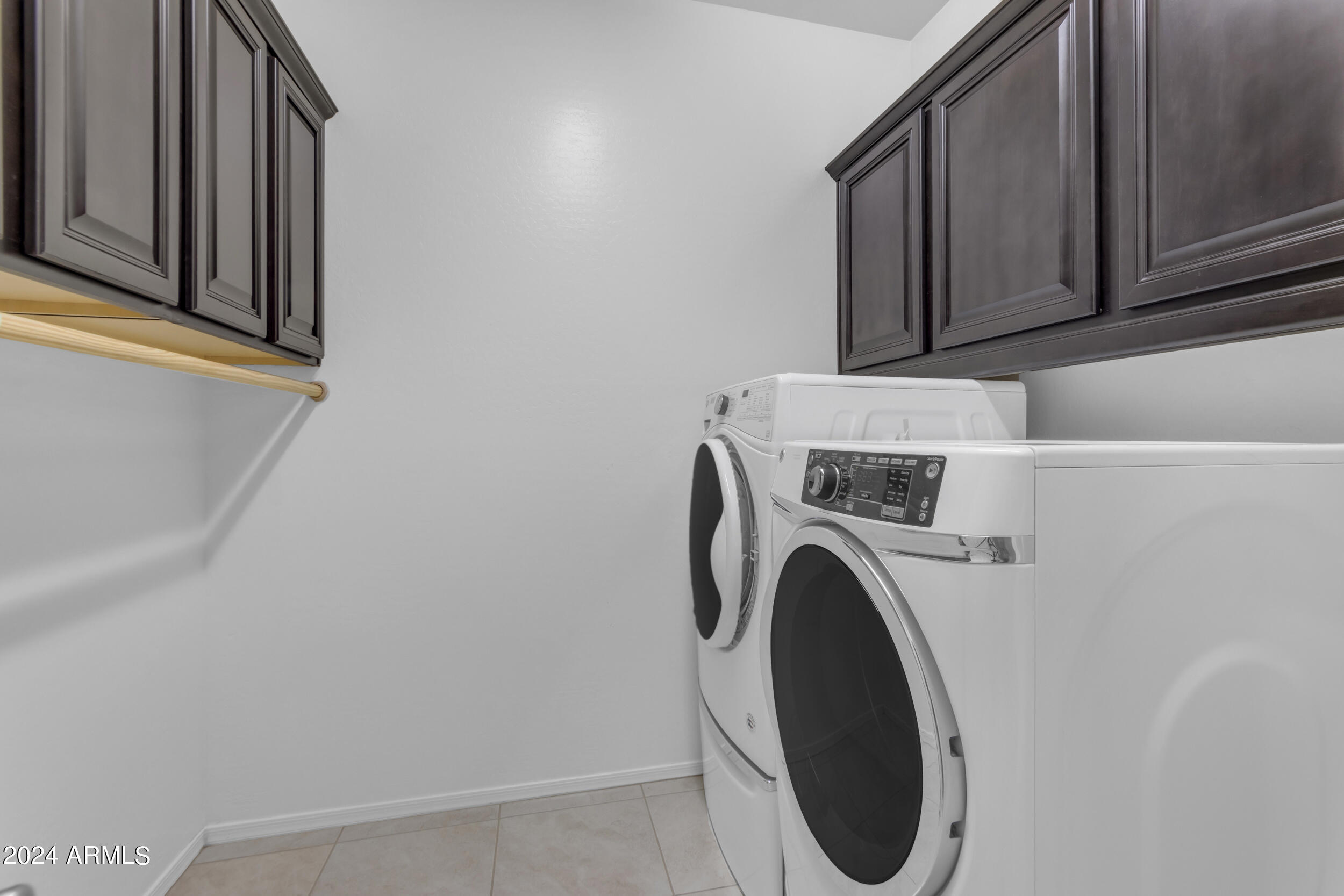 7910 S PEPPERTREE Drive