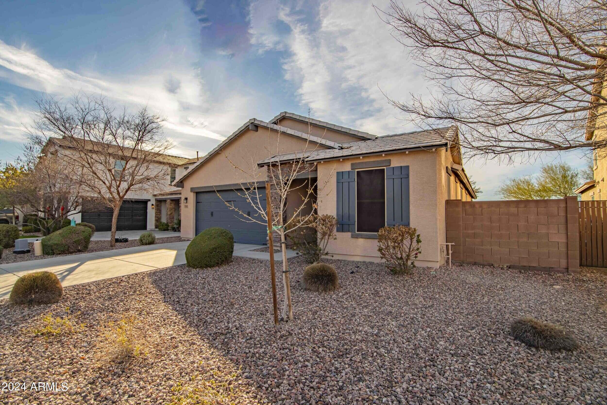 7910 S PEPPERTREE Drive