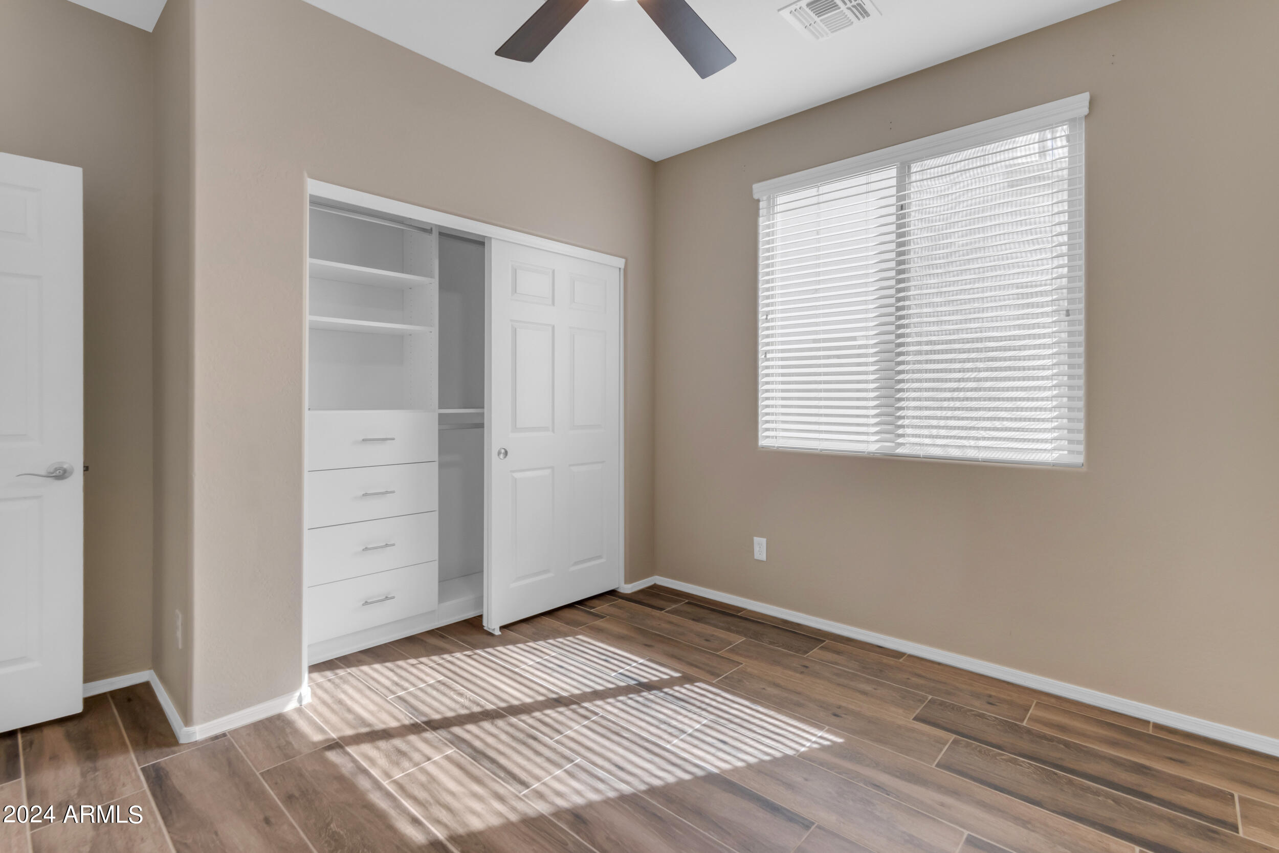 7910 S PEPPERTREE Drive