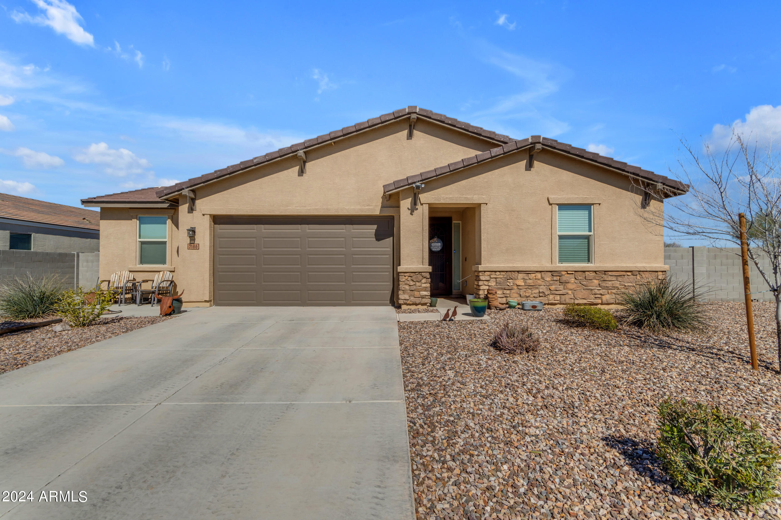 7186 E WATERFOWL Way