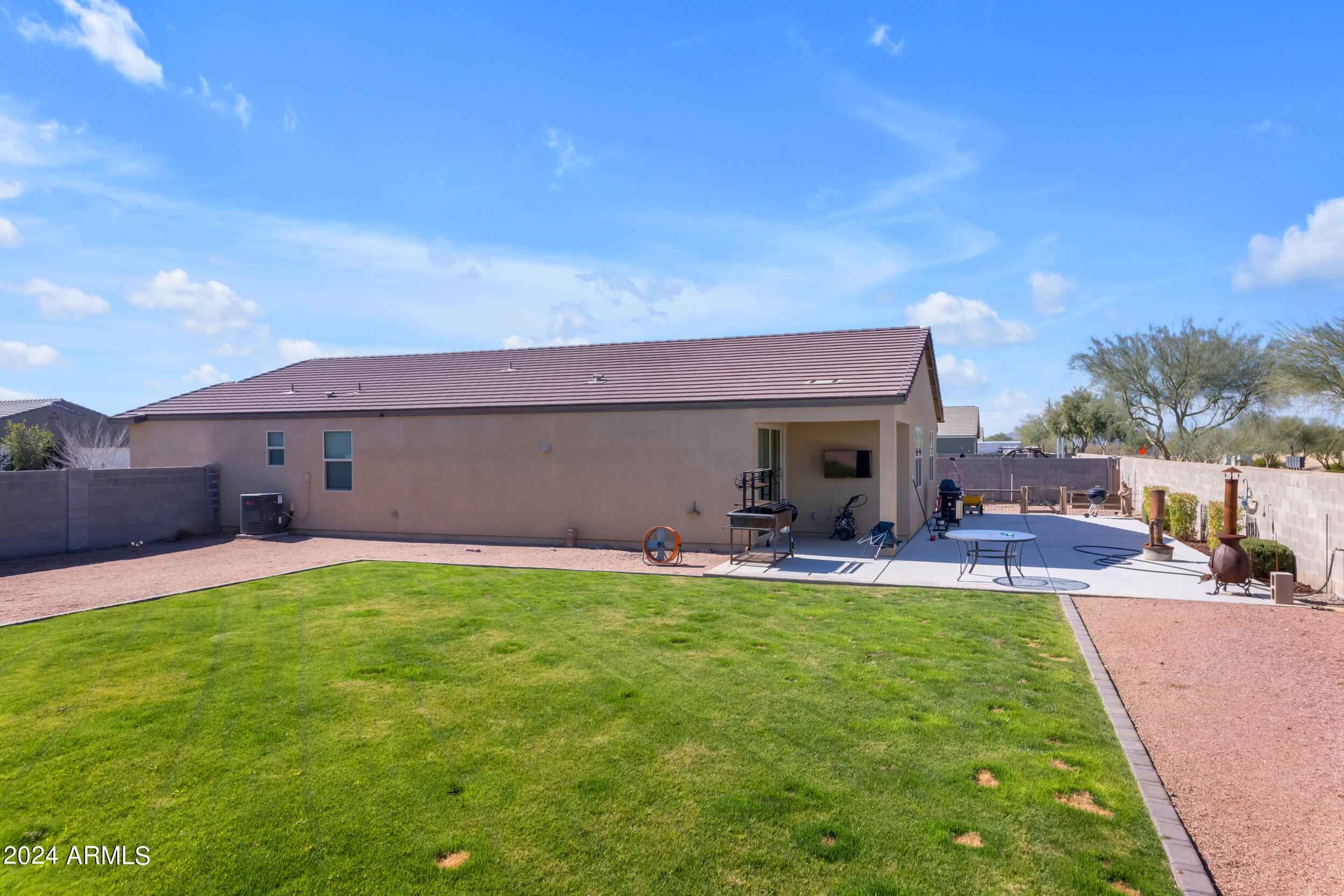 7186 E WATERFOWL Way