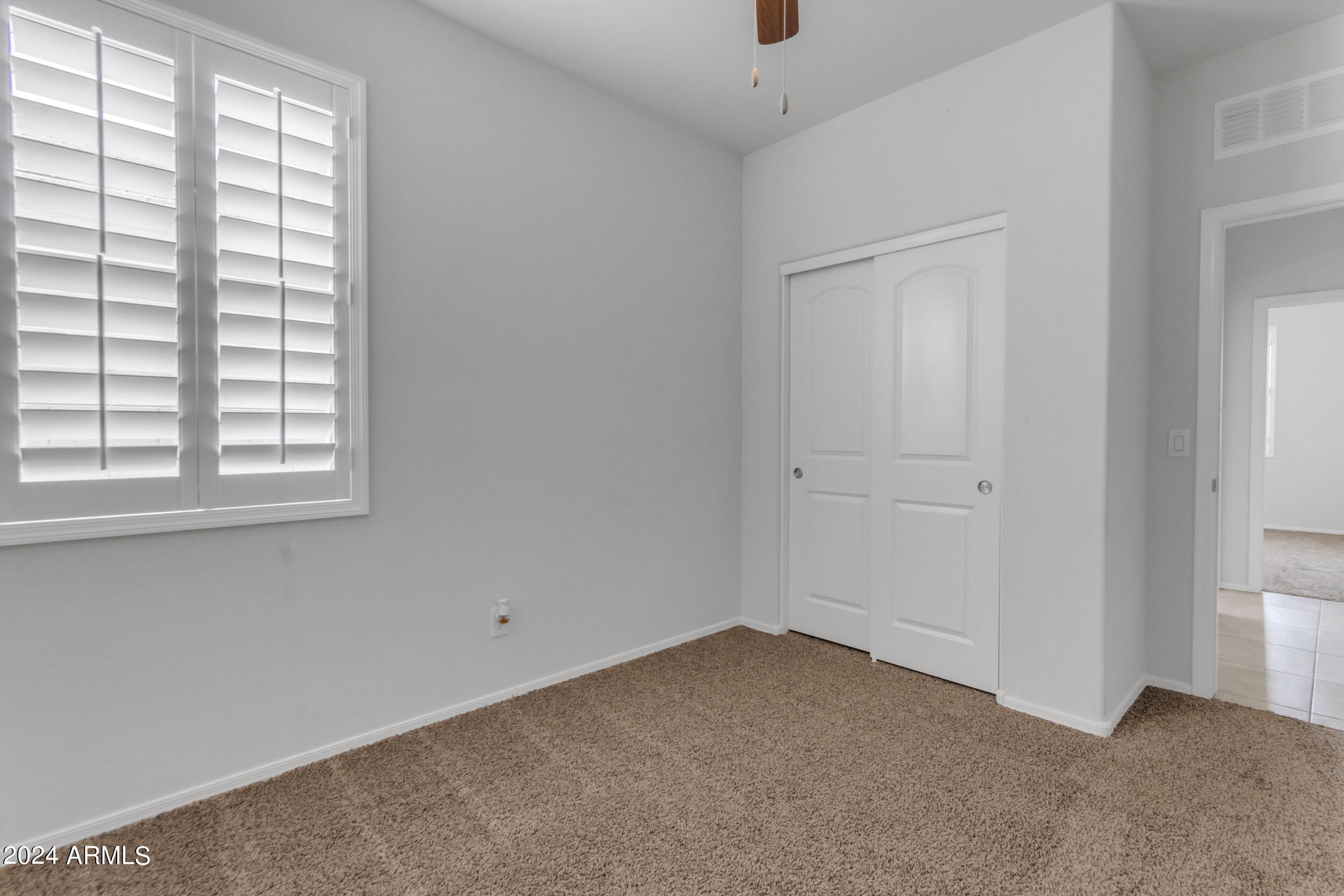 37025 W MADDALONI Avenue