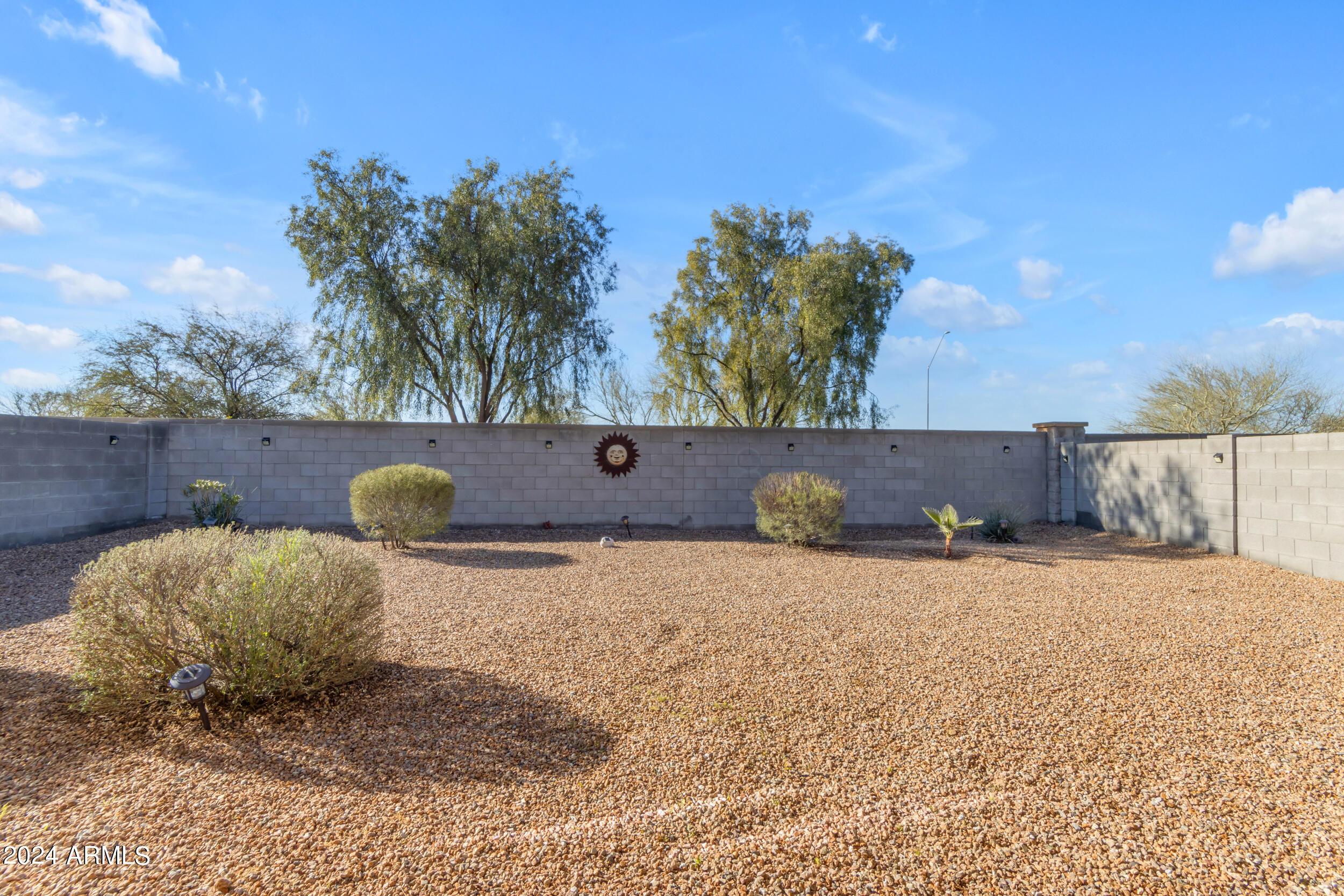 37025 W MADDALONI Avenue