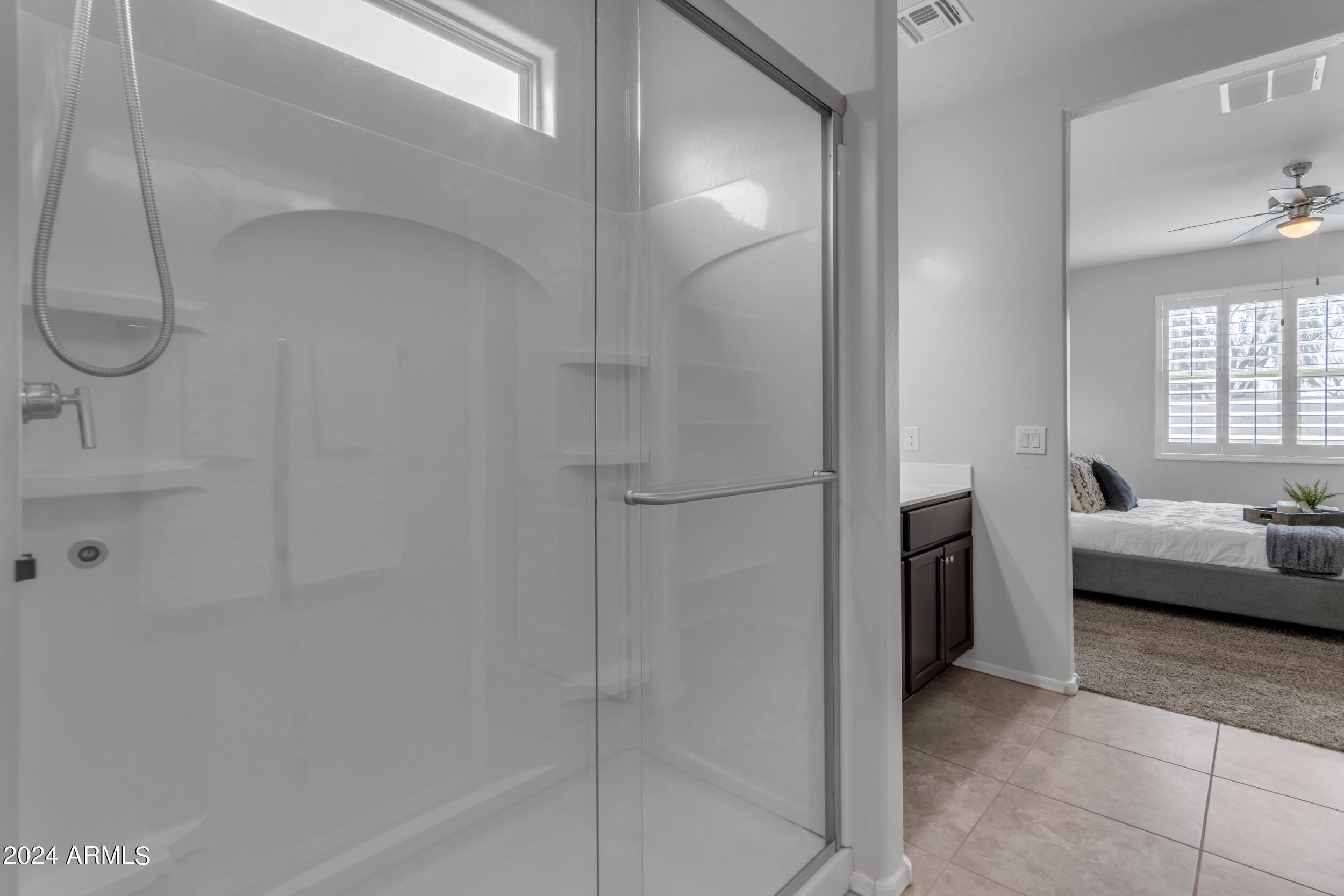 37025 W MADDALONI Avenue