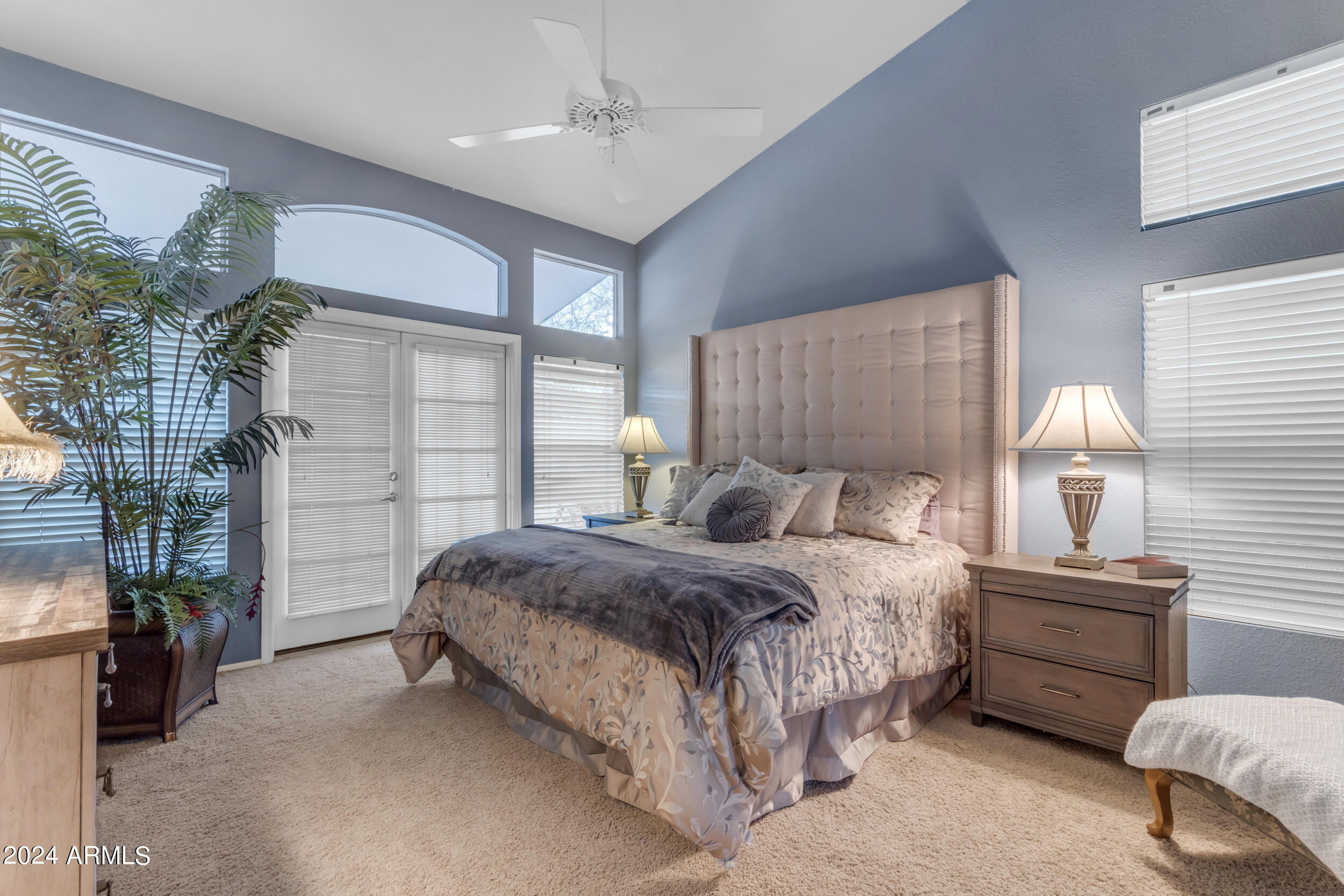 2031 W HARRISON Street