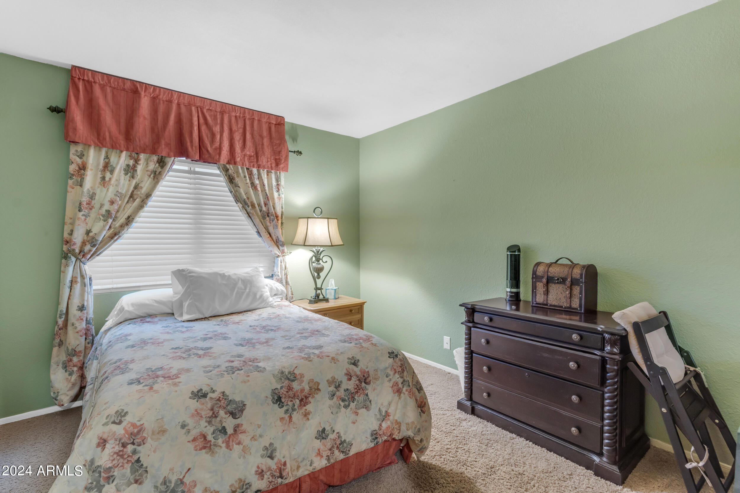 2031 W HARRISON Street