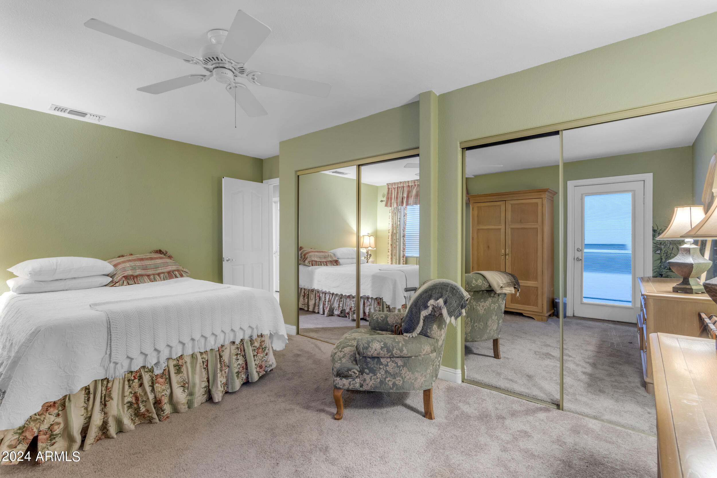 2031 W HARRISON Street