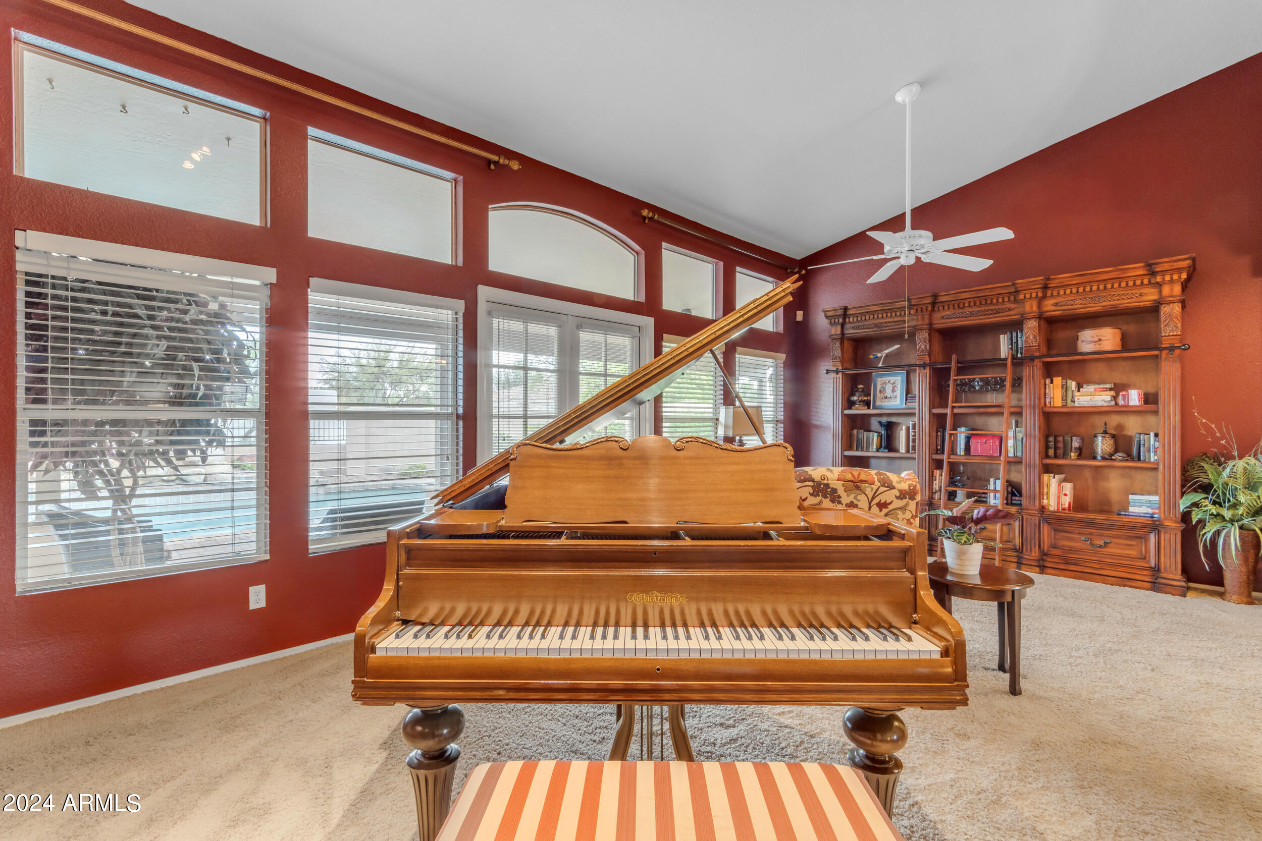 2031 W HARRISON Street