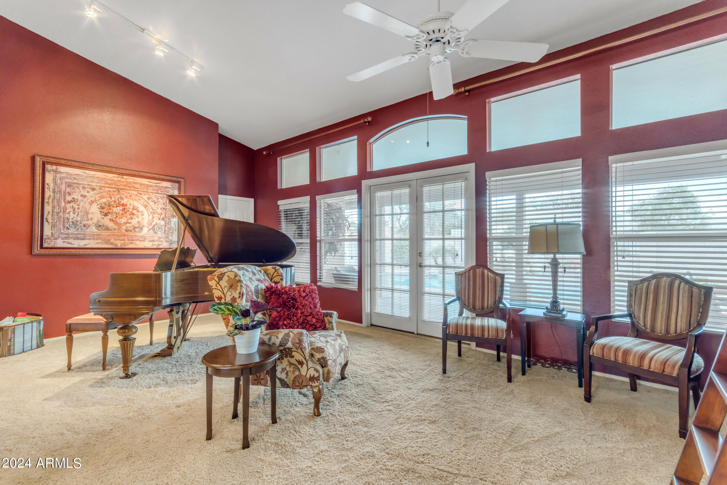 2031 W HARRISON Street