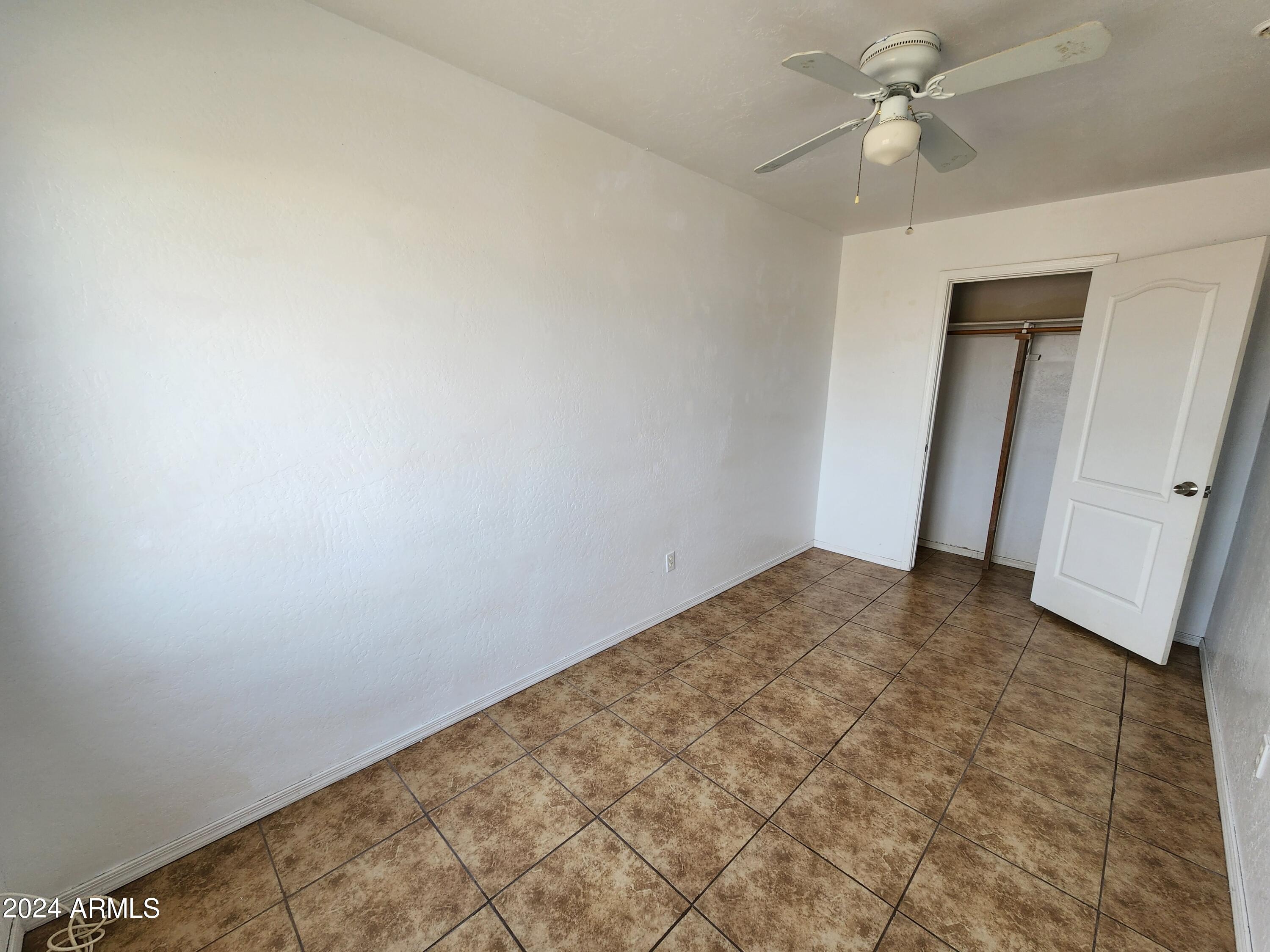 15856 S MOON VALLEY Road, A