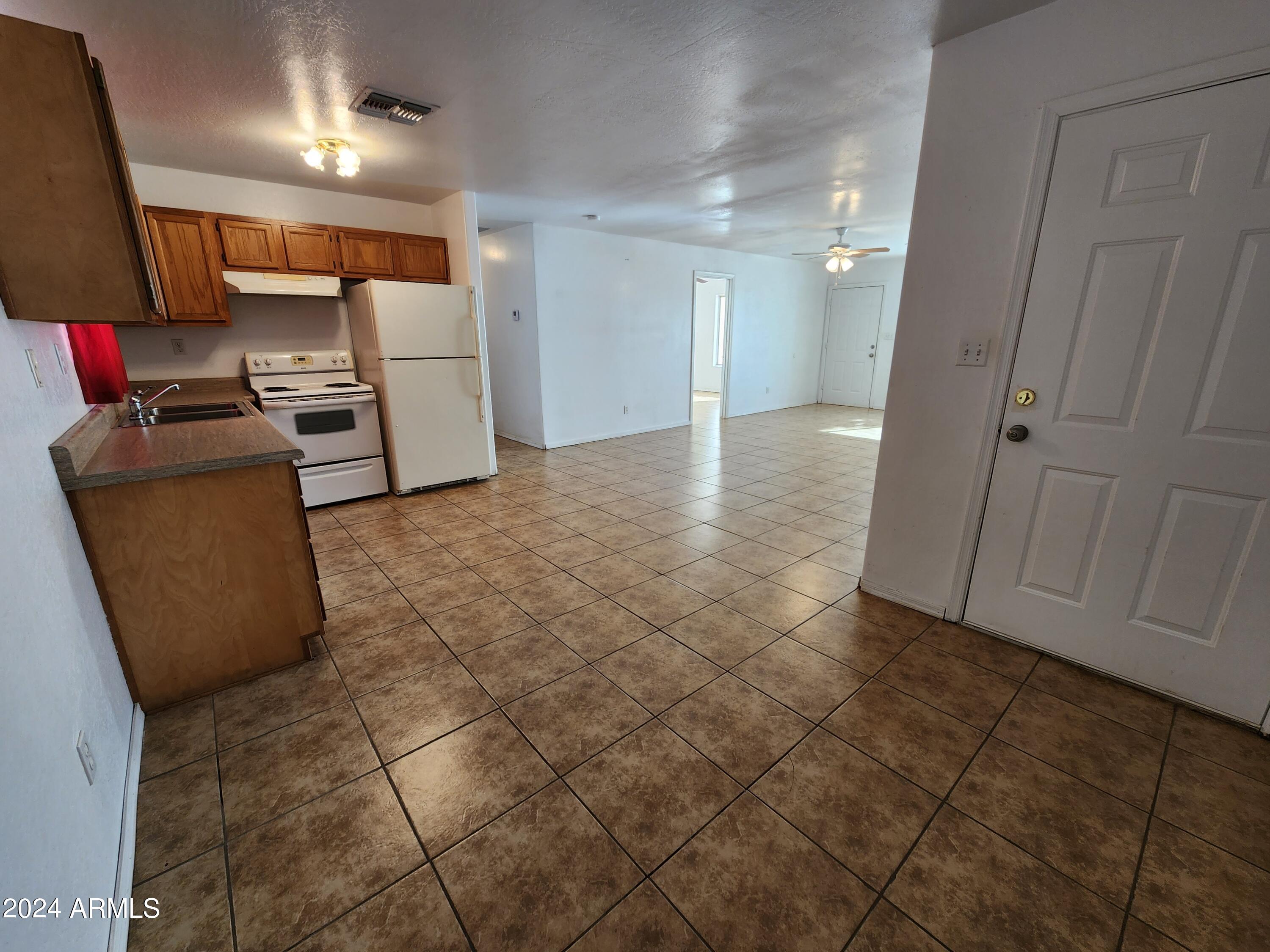 15856 S MOON VALLEY Road, A