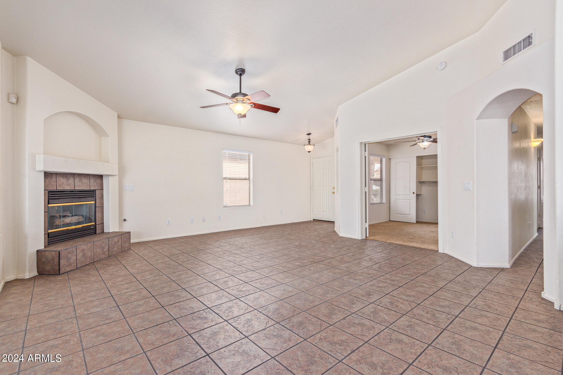 11526 E PRATT Avenue