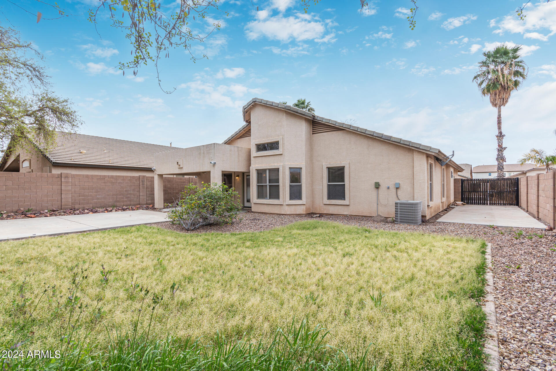 11526 E PRATT Avenue