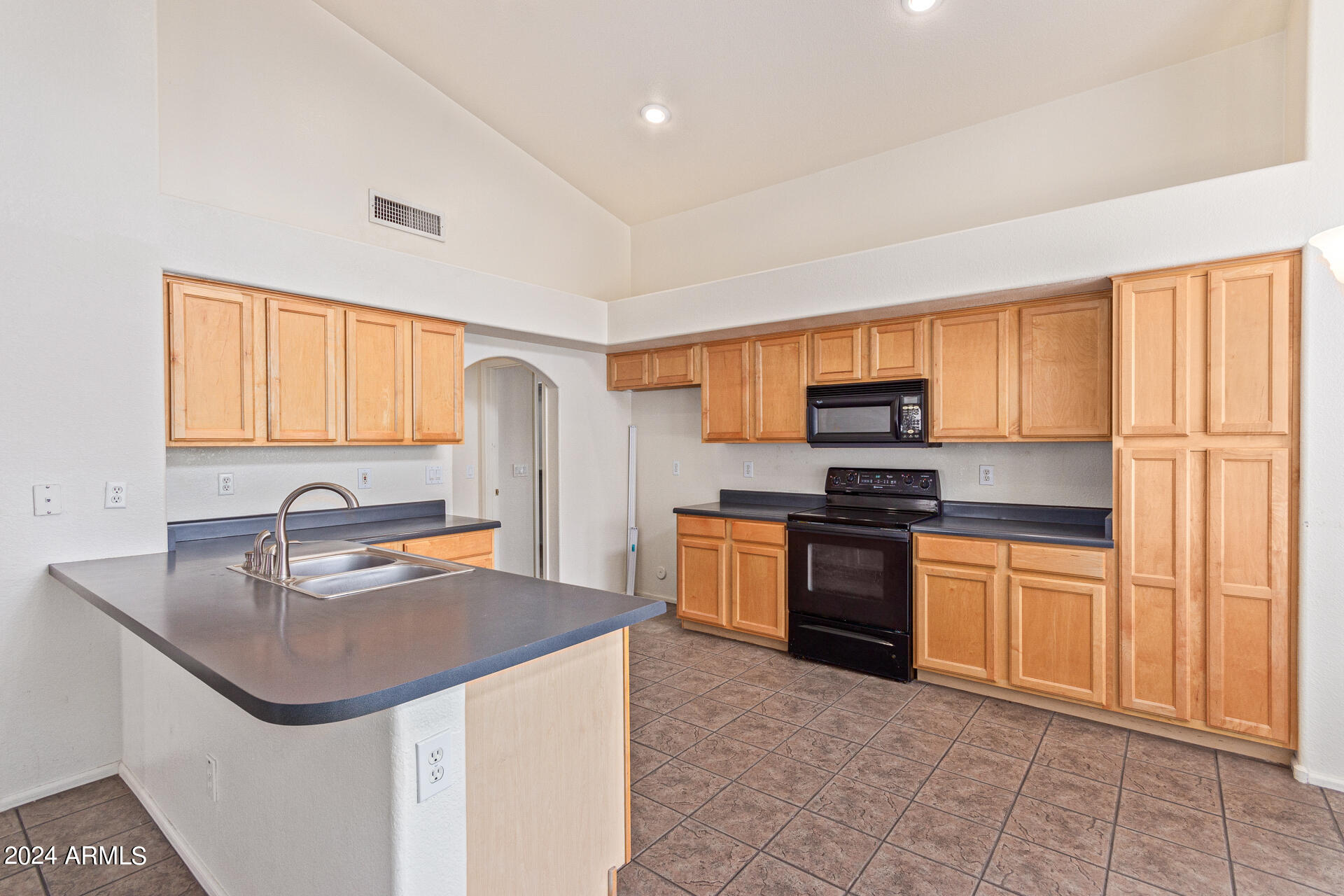 11526 E PRATT Avenue