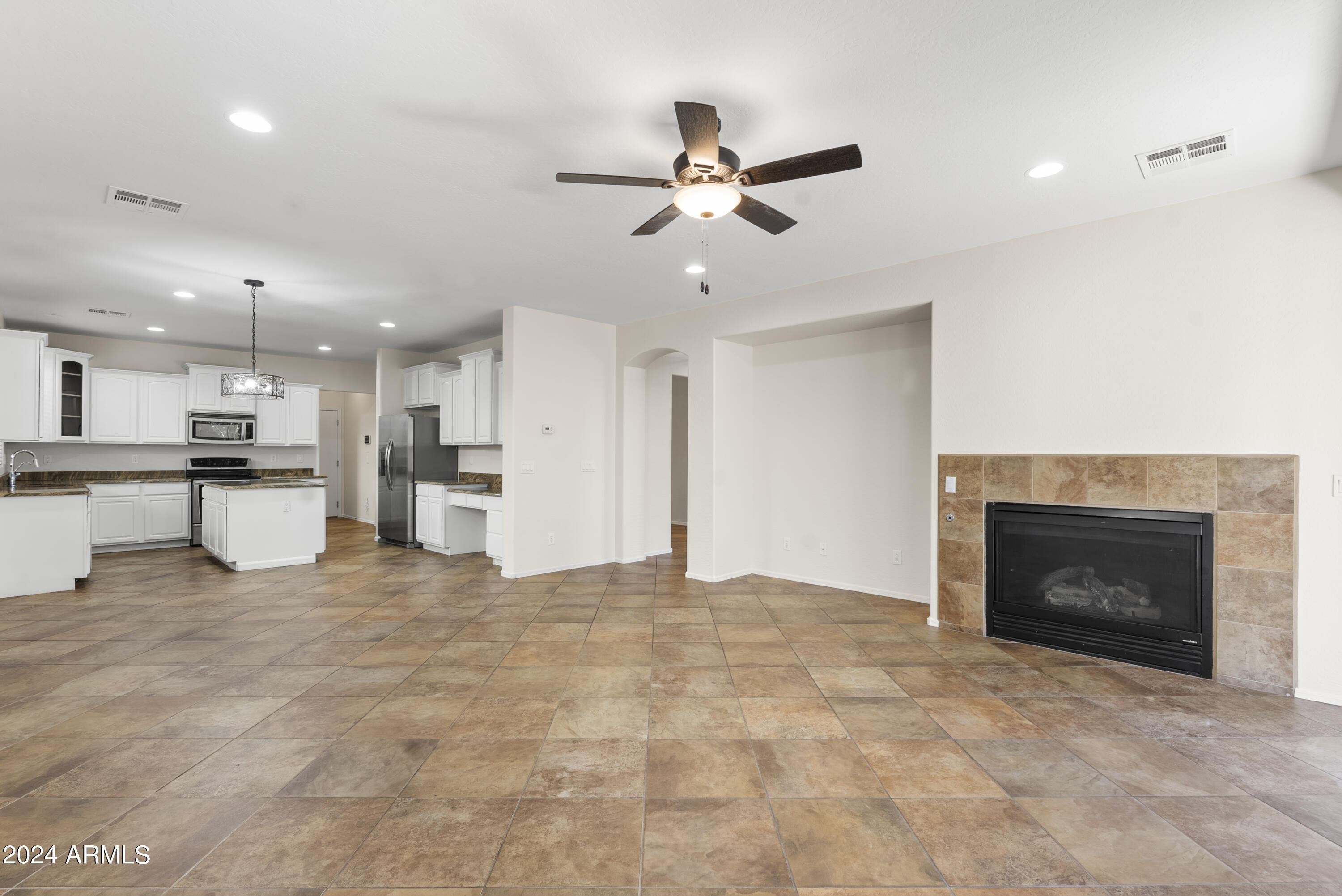 14511 W DESERT HILLS Drive