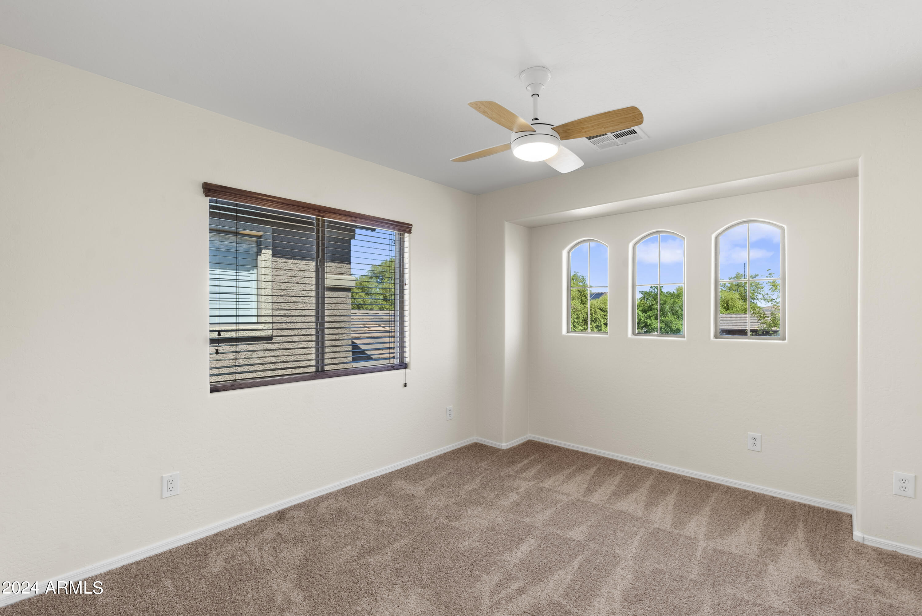 14511 W DESERT HILLS Drive