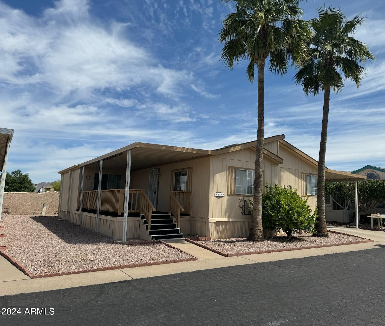 301 S Signal Butte Road, 69