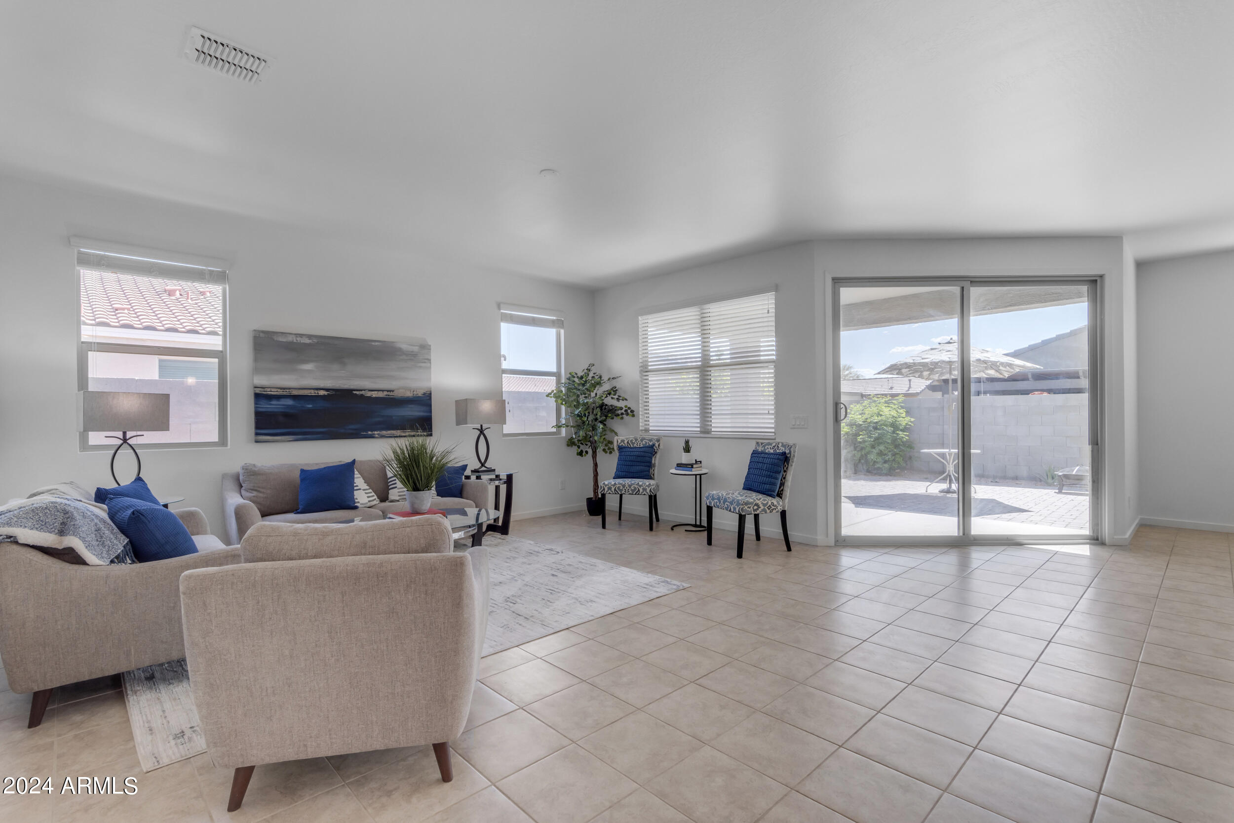 30260 N WOODPIGEON Drive