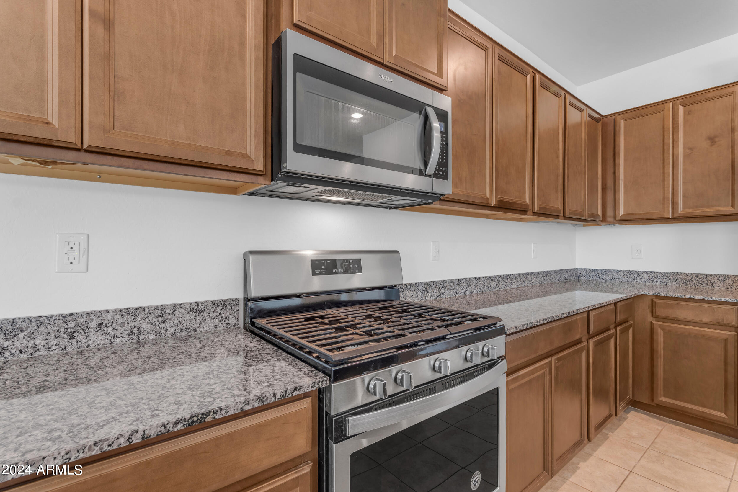 30260 N WOODPIGEON Drive