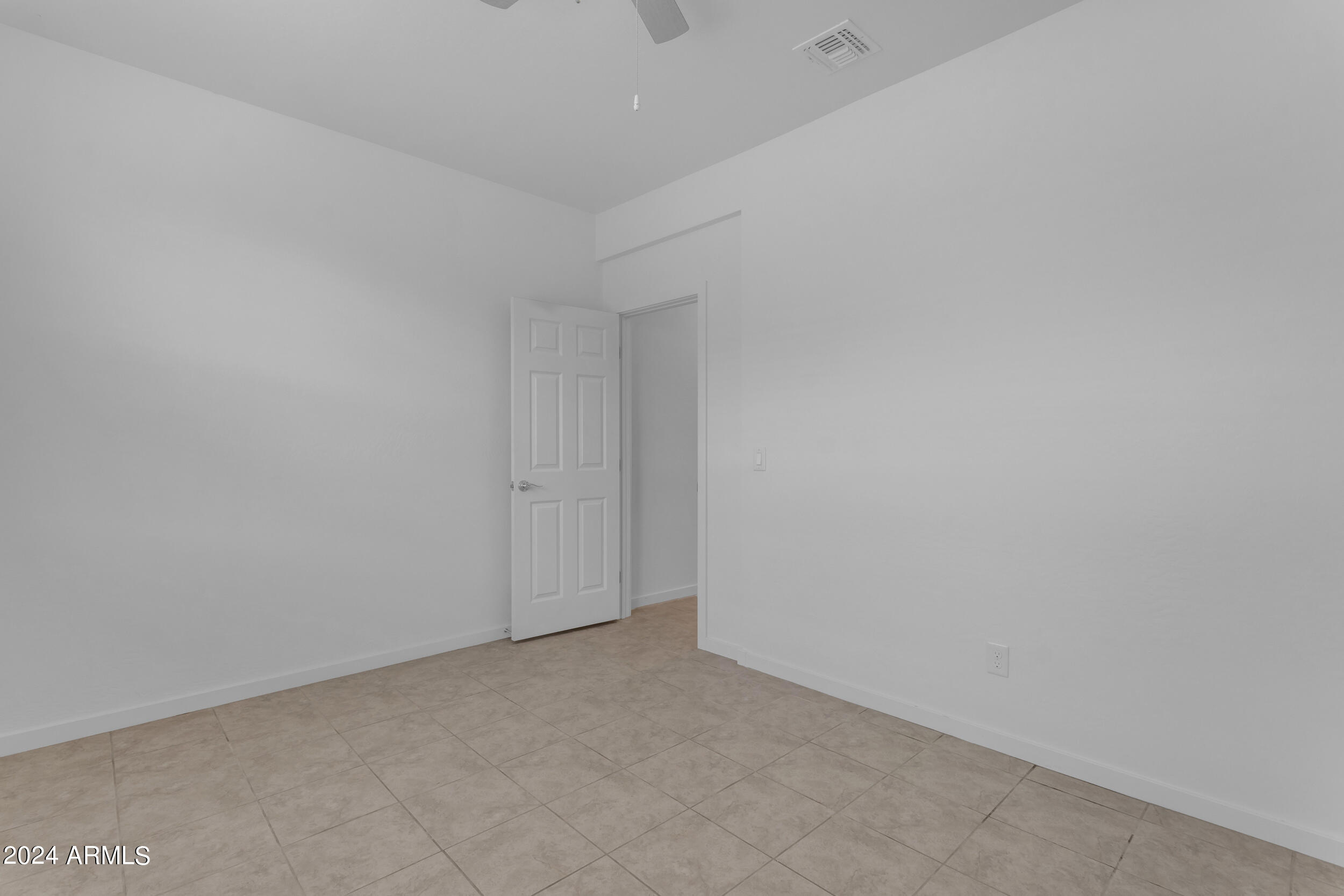 30260 N WOODPIGEON Drive