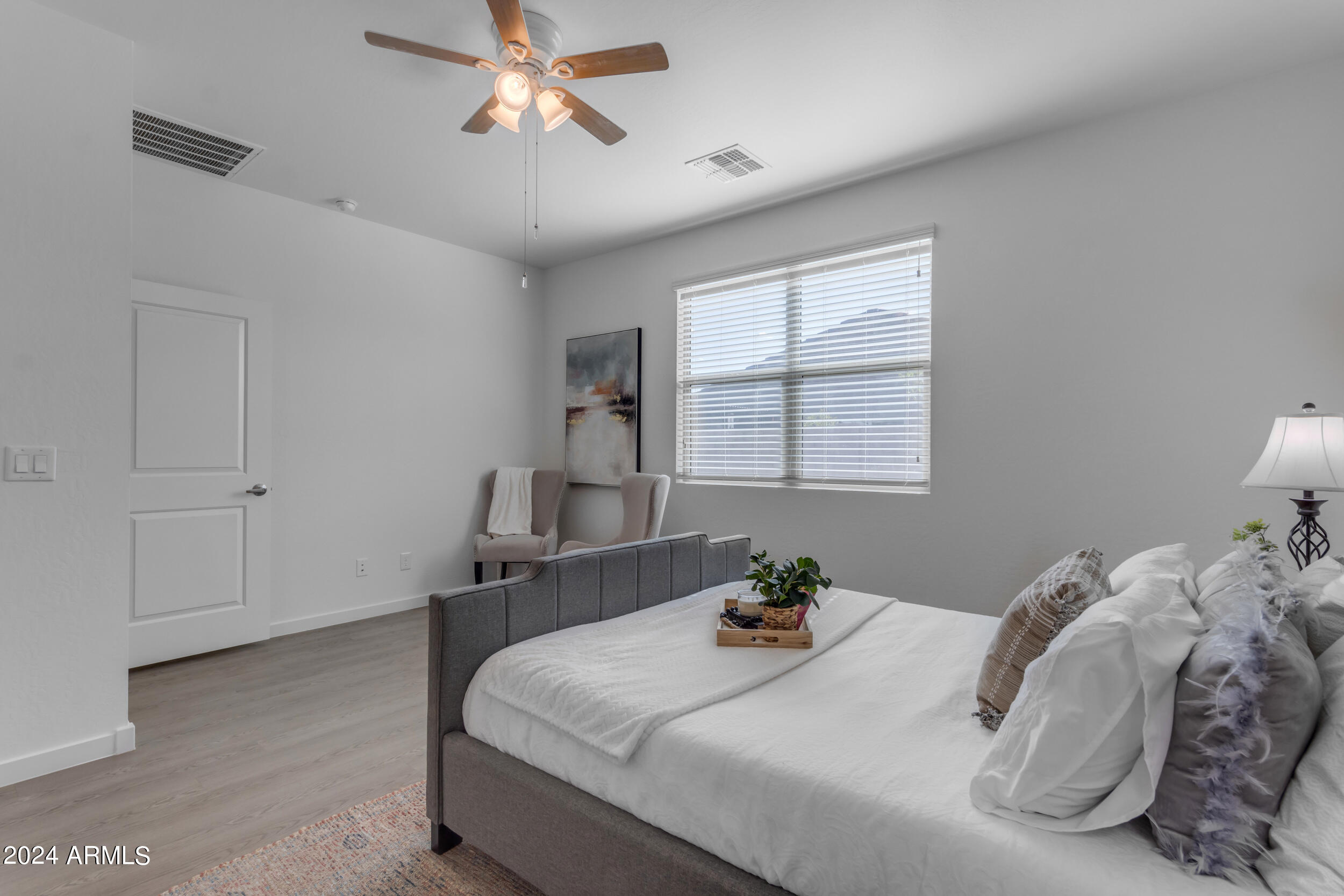 30260 N WOODPIGEON Drive