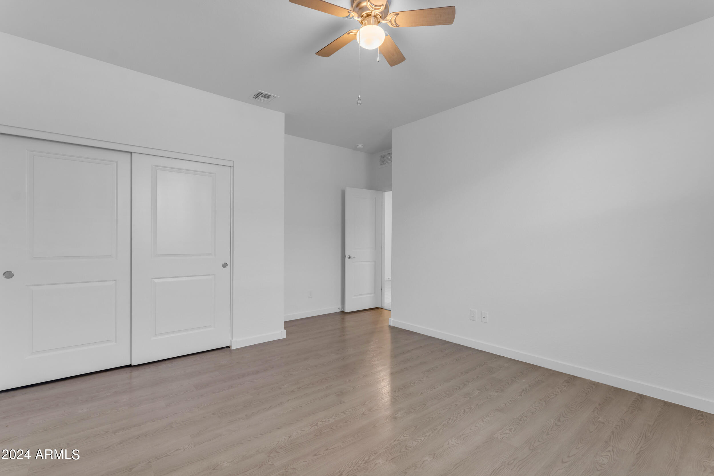 30260 N WOODPIGEON Drive