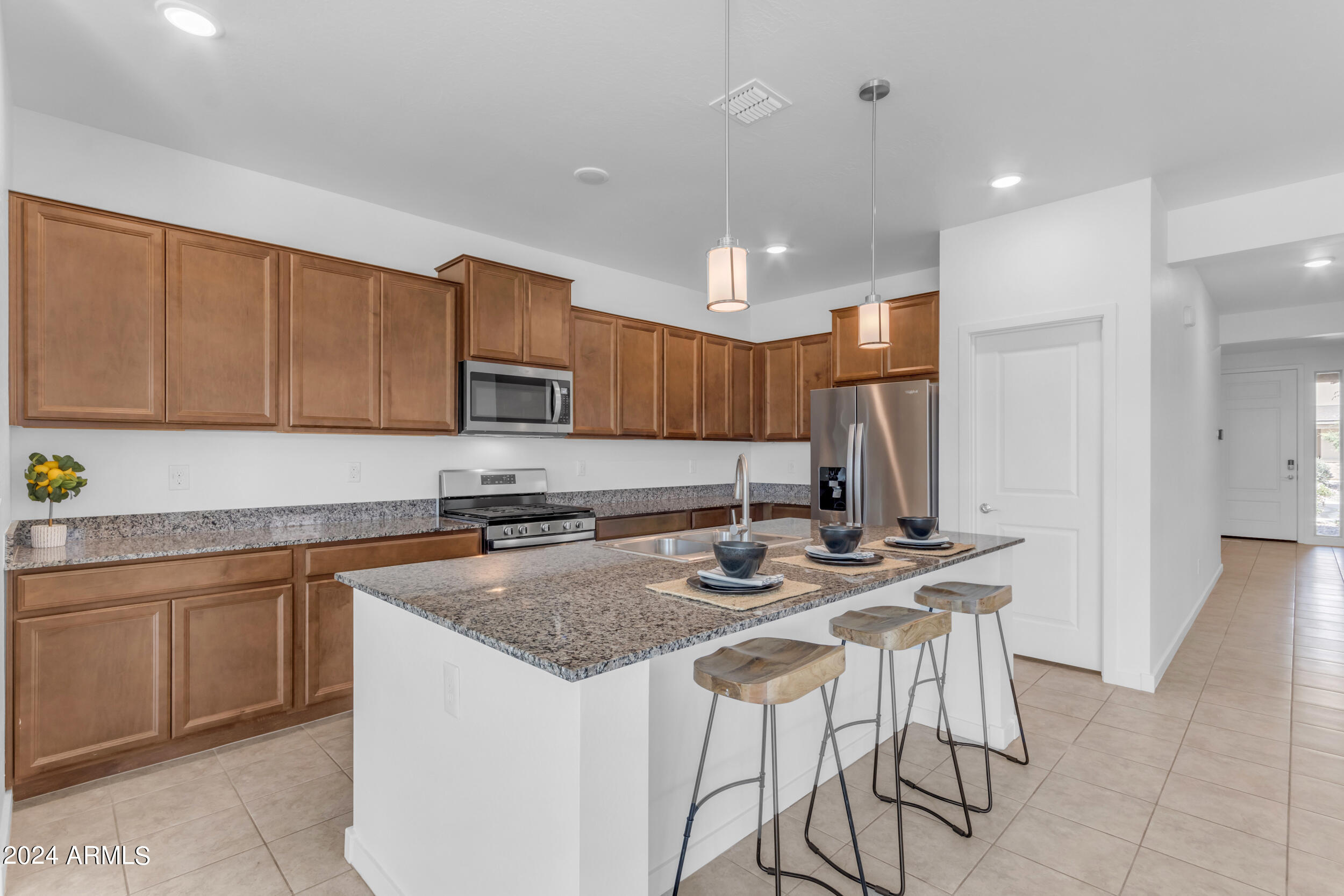 30260 N WOODPIGEON Drive