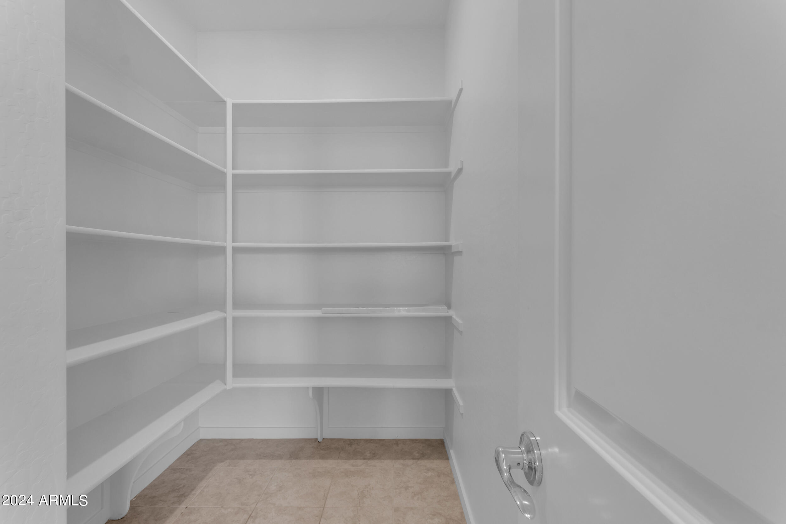 30260 N WOODPIGEON Drive