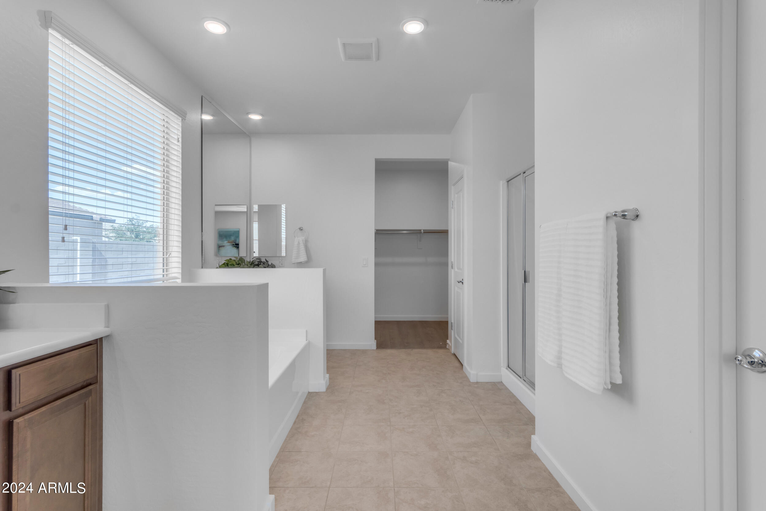 30260 N WOODPIGEON Drive