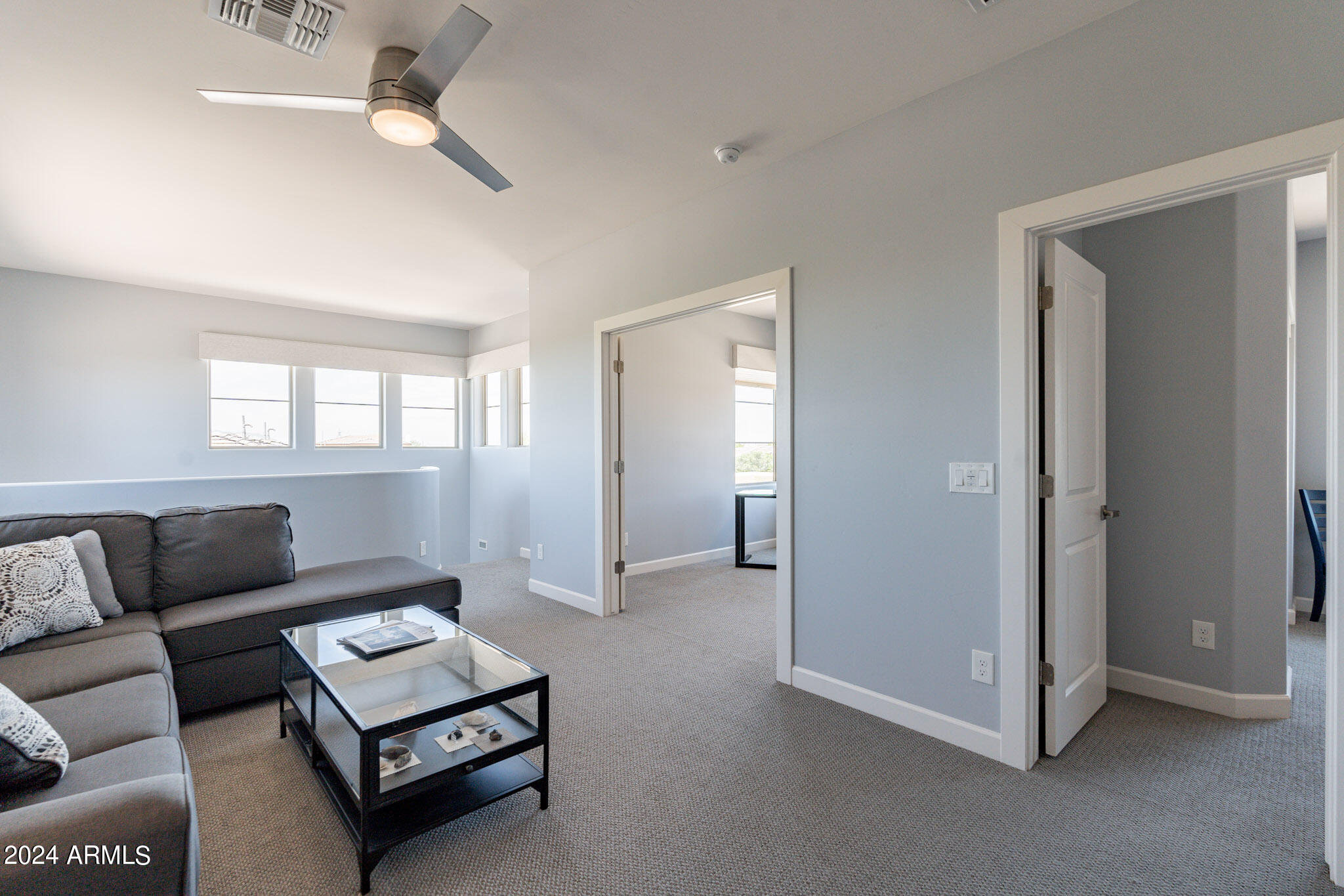 915 E COBBLE STONE Drive