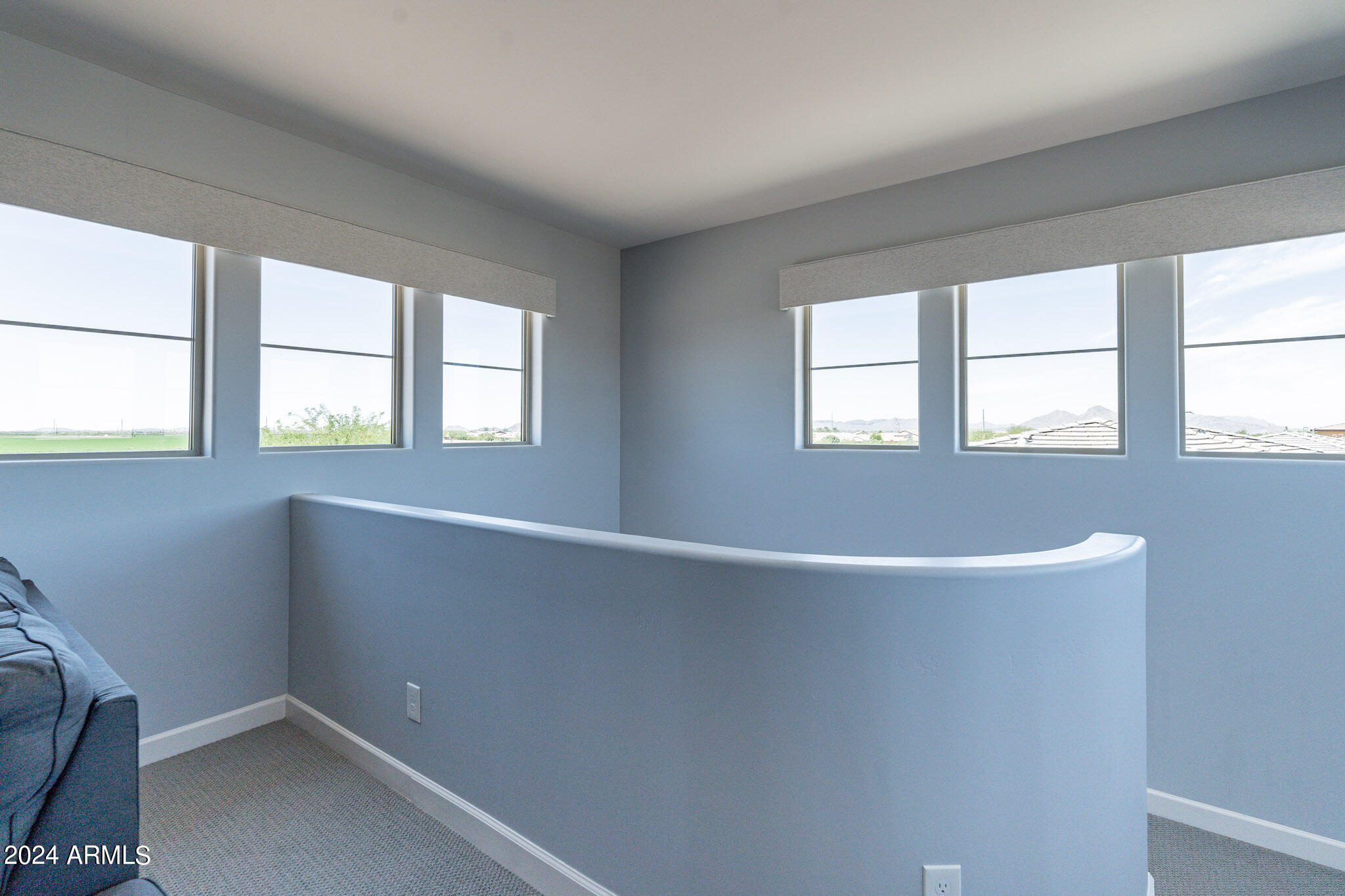 915 E COBBLE STONE Drive