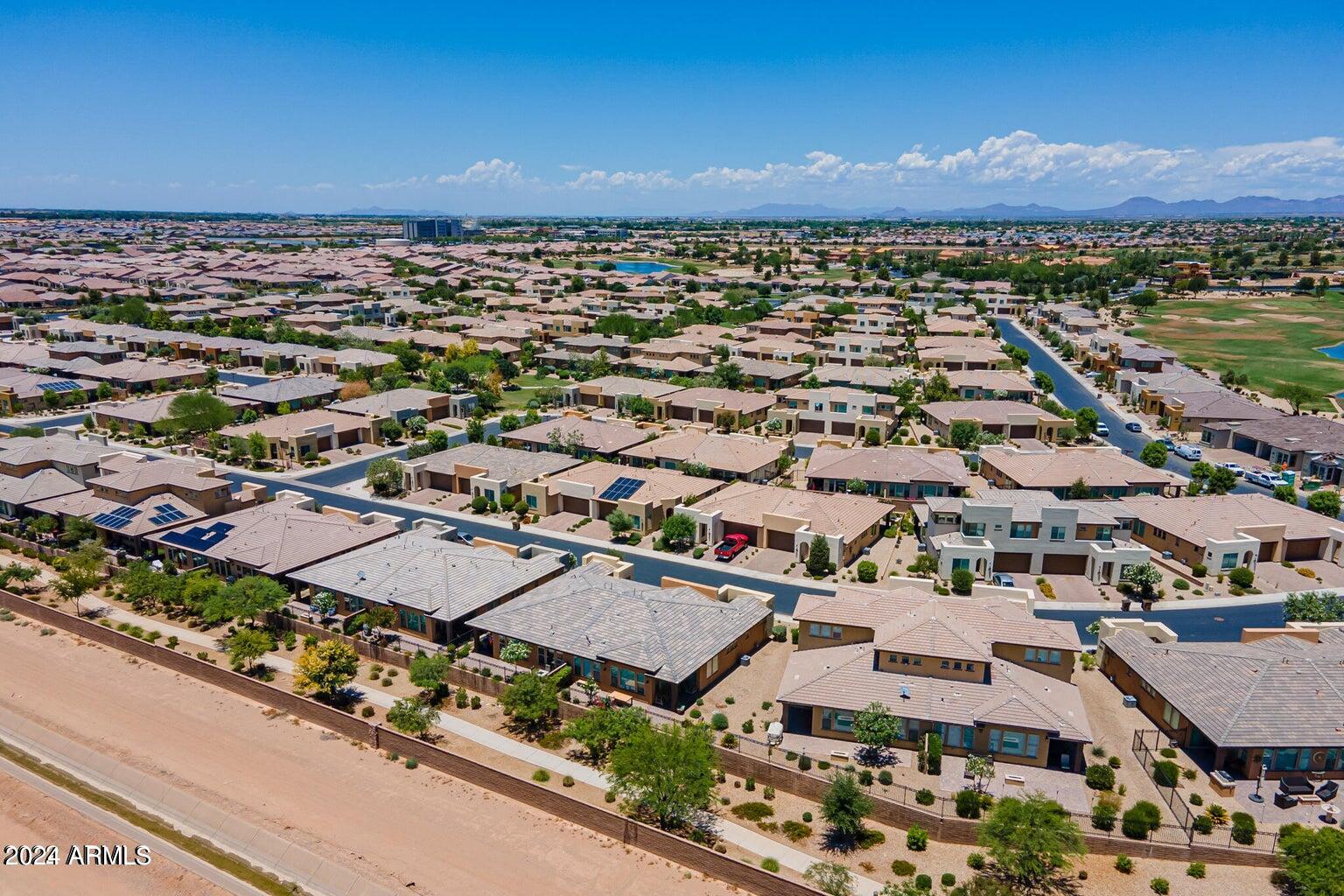 915 E COBBLE STONE Drive