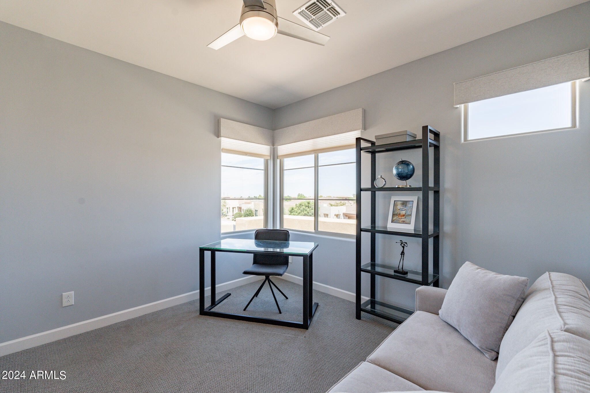 915 E COBBLE STONE Drive