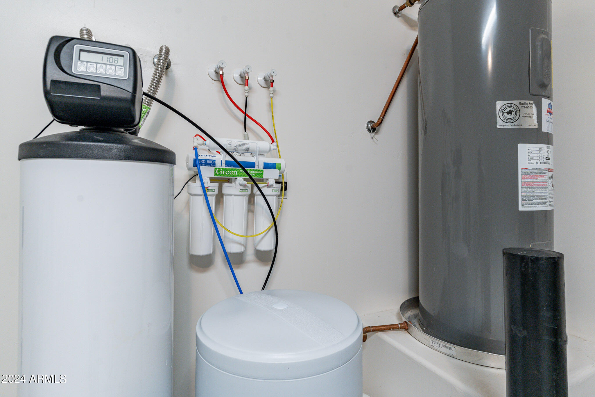 915 E COBBLE STONE Drive