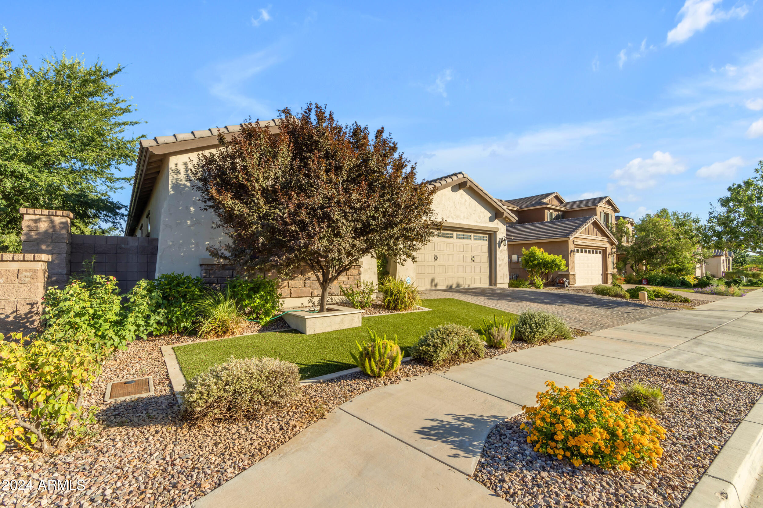 20329 E MOCKINGBIRD Drive