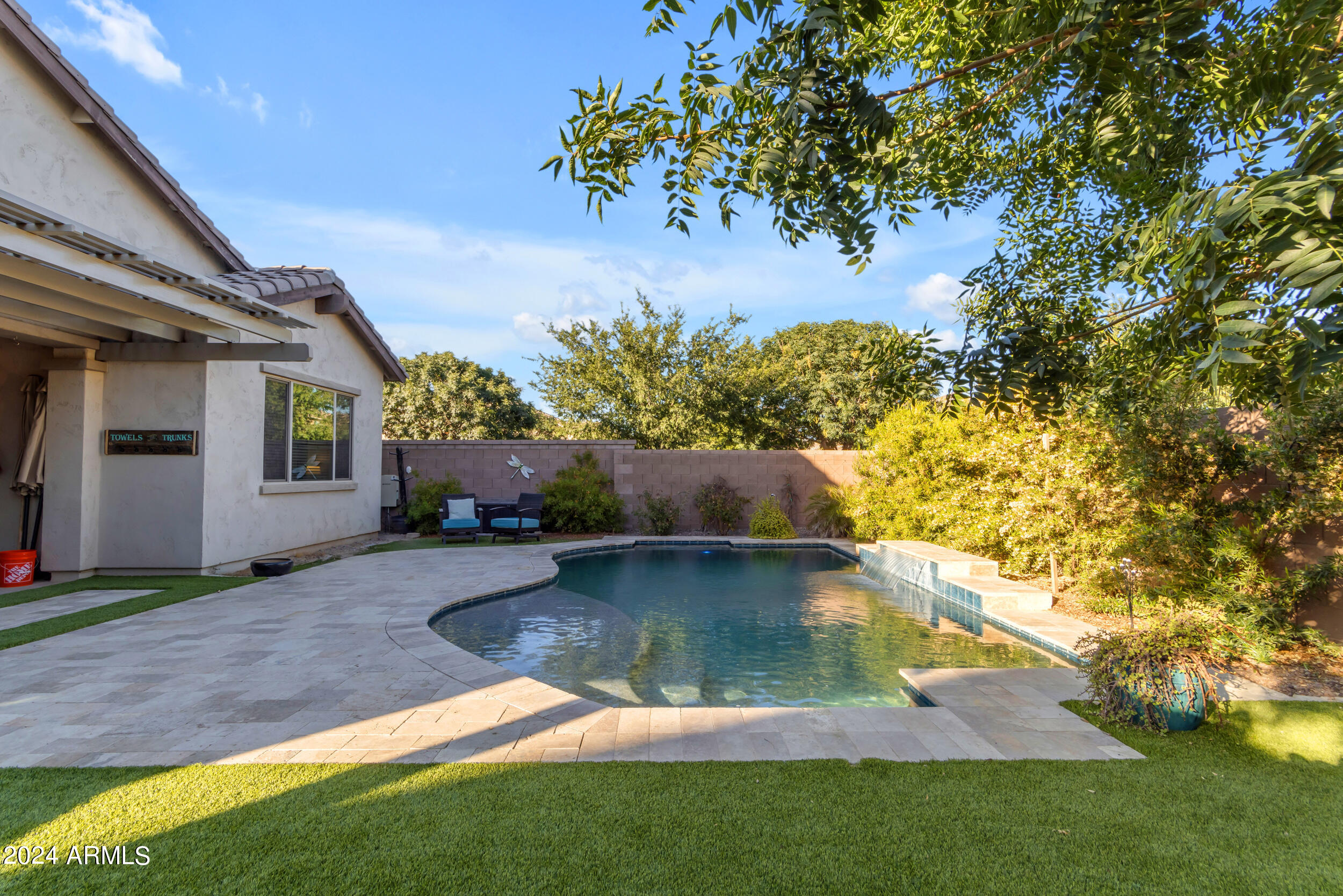 20329 E MOCKINGBIRD Drive