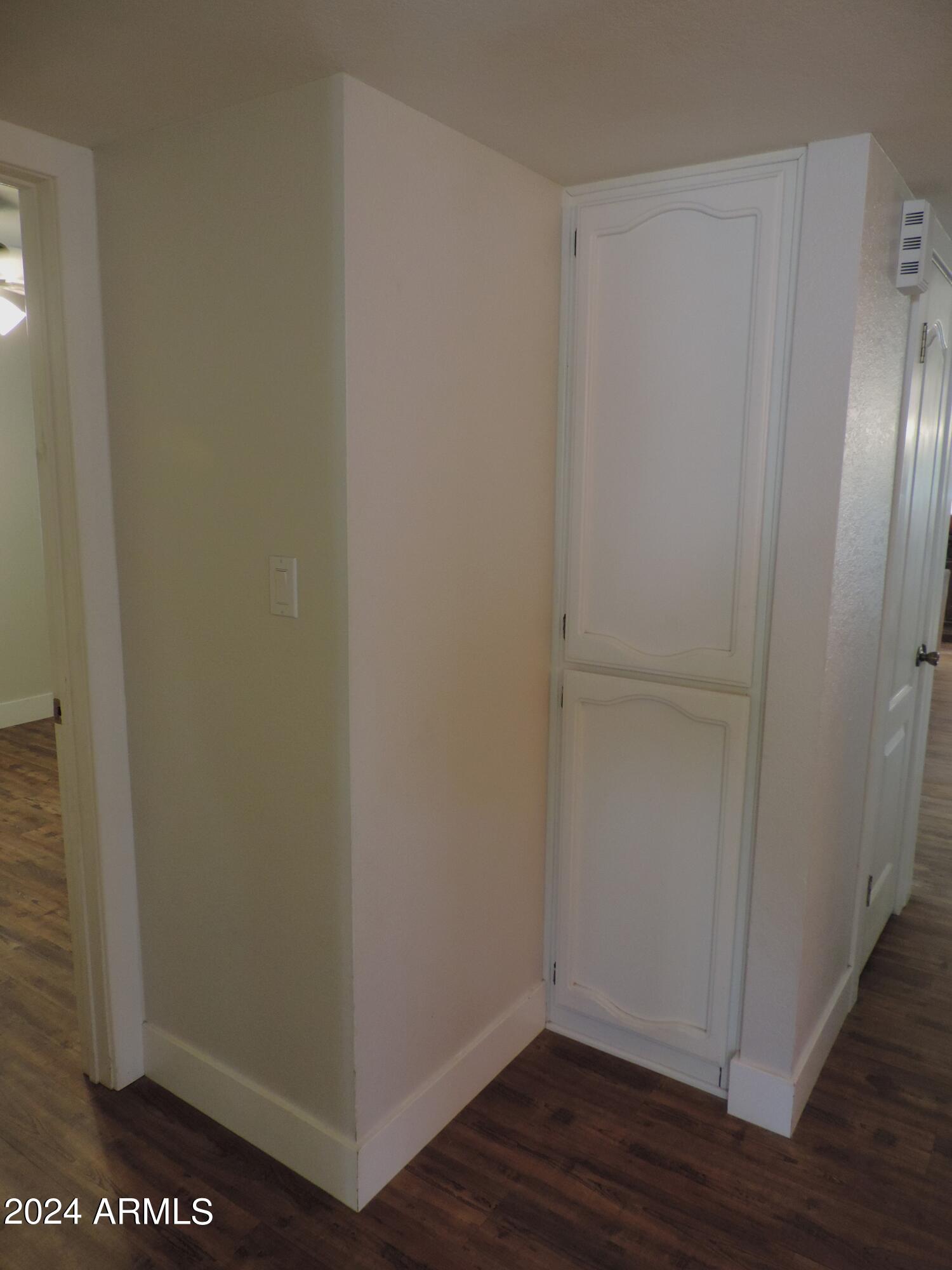 2904 E Dolpin Avenue