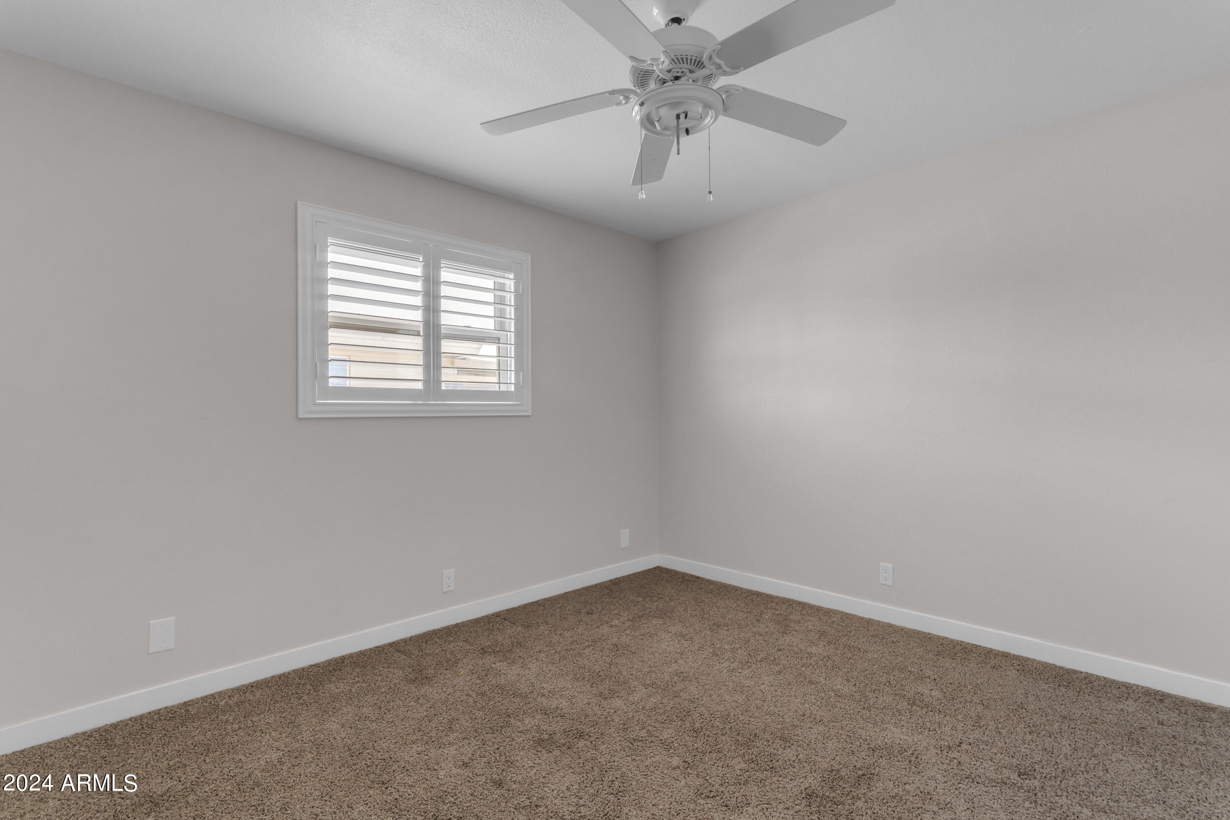 6433 E DALLAS Street