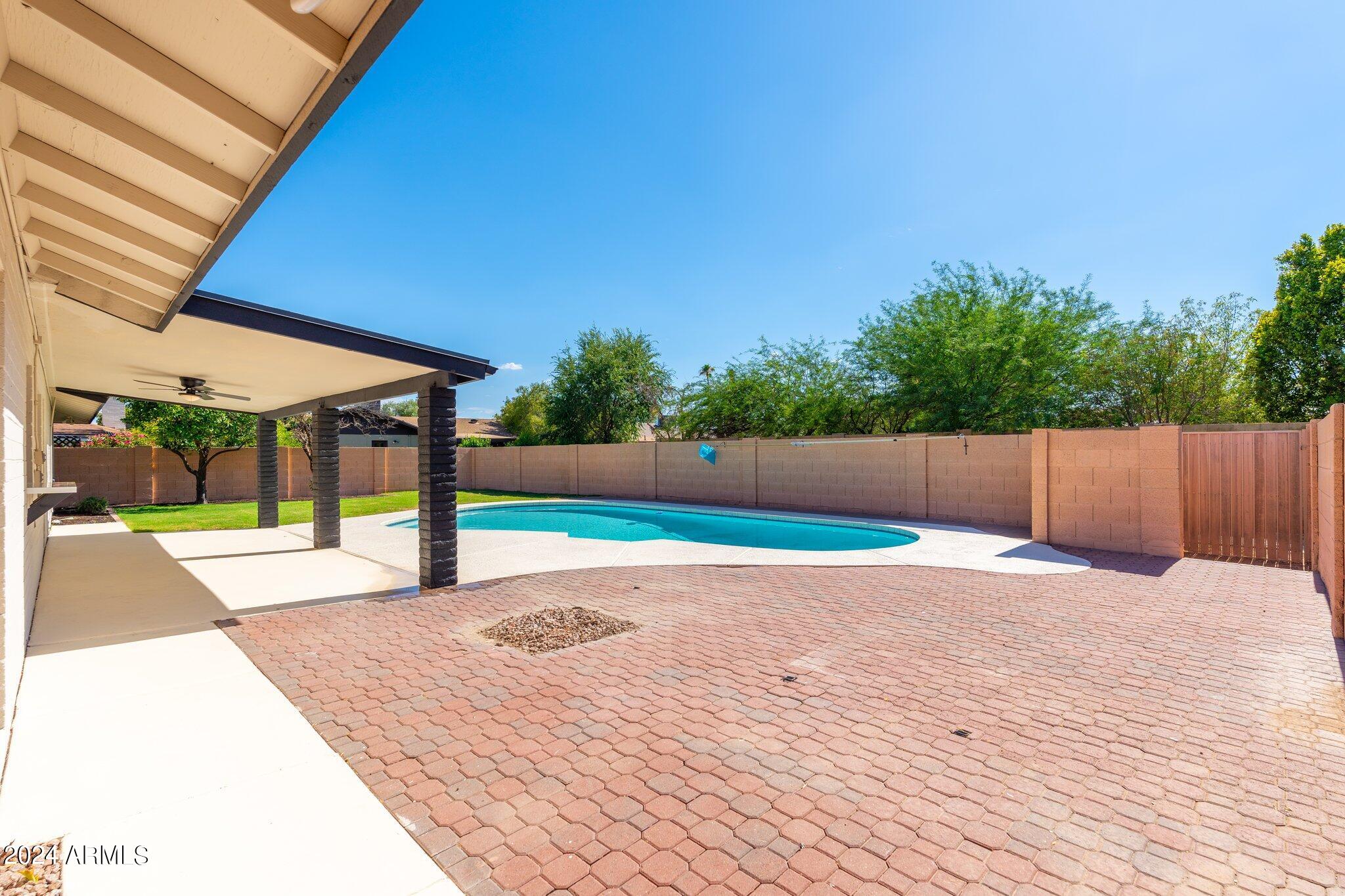 5934 S JUNIPER Street