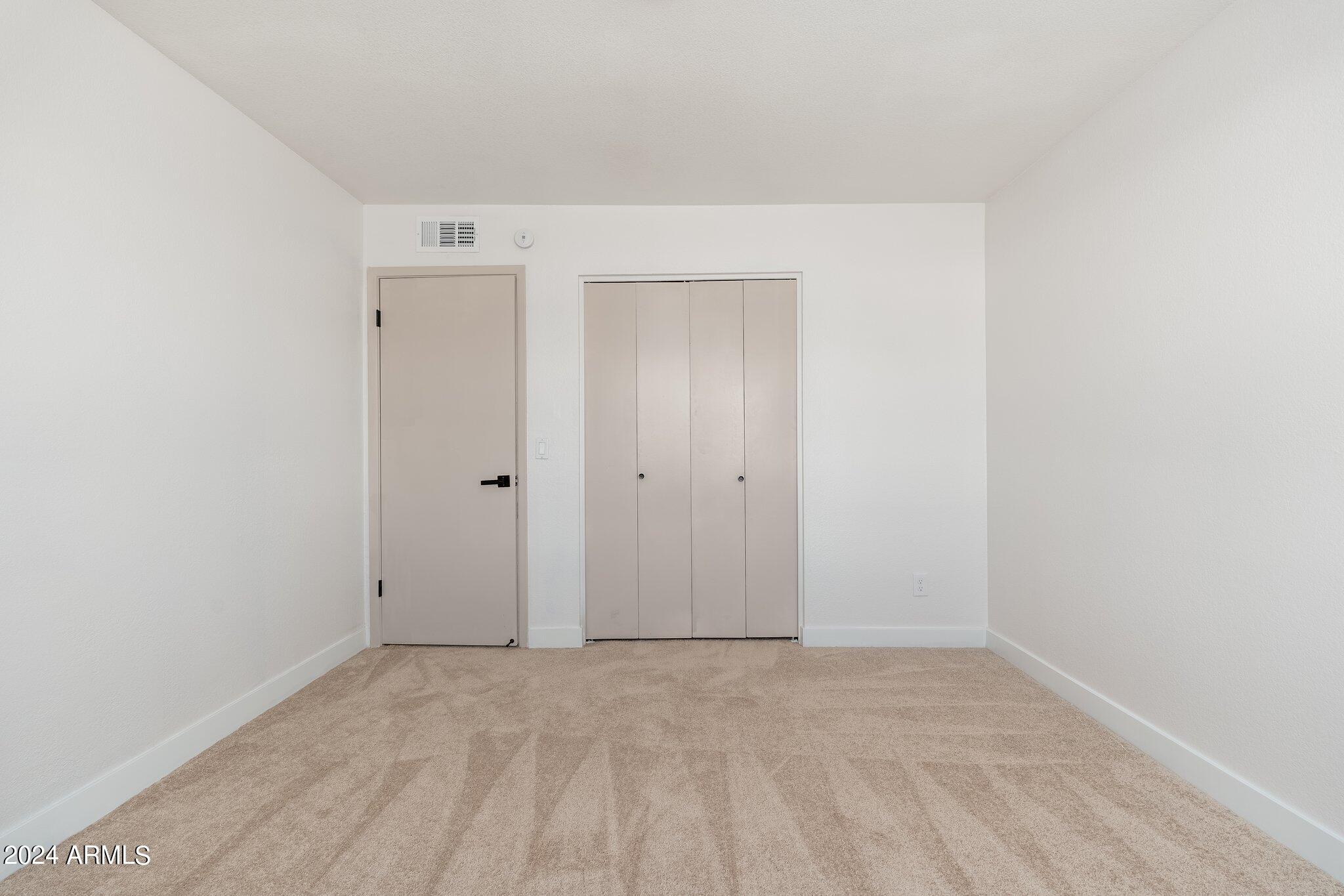 5934 S JUNIPER Street